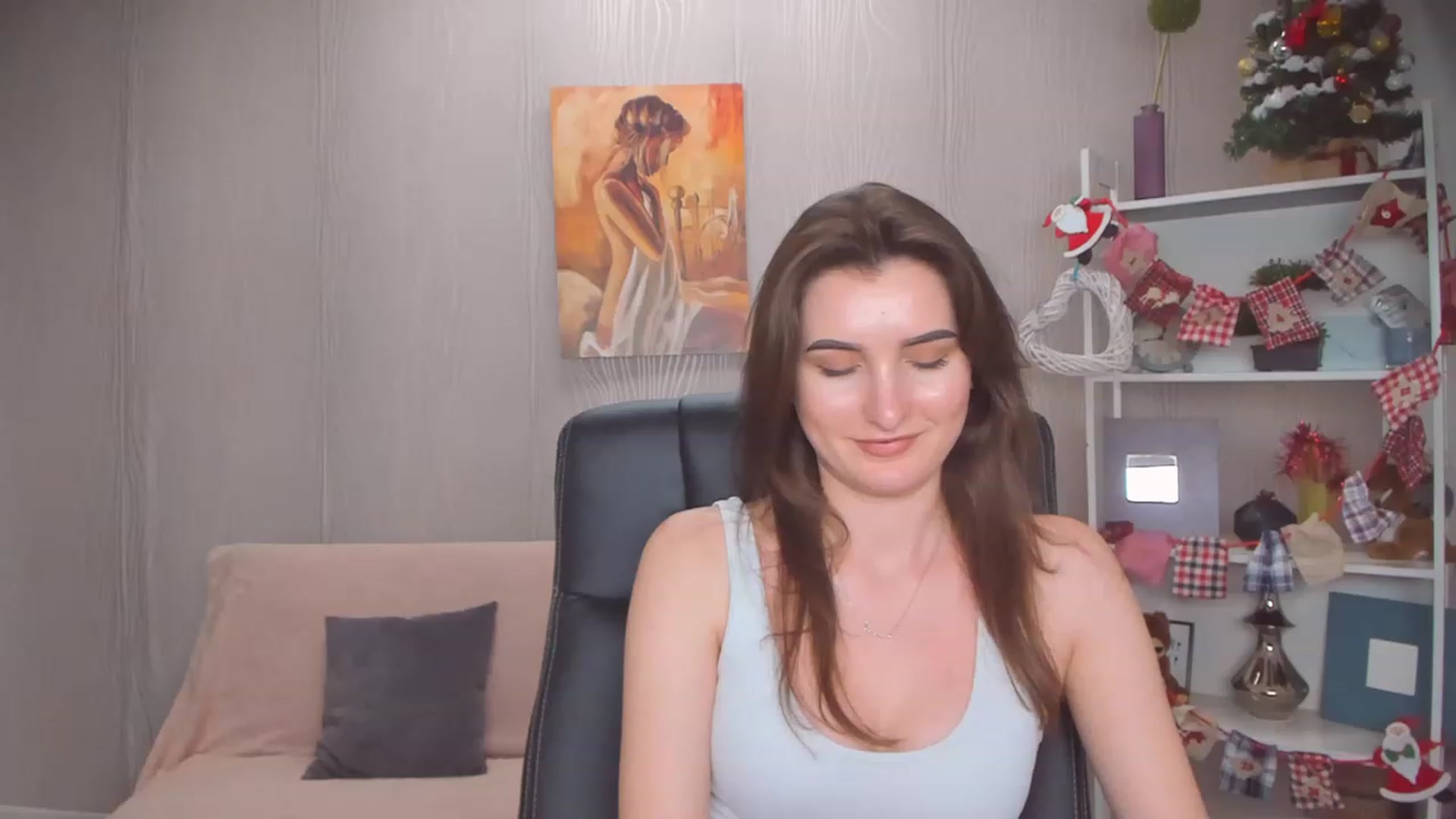 Gallery image thumbnail from EmilyRosier's myfreecams stream on, 12/12/2022, 15:47 image 7 of 20