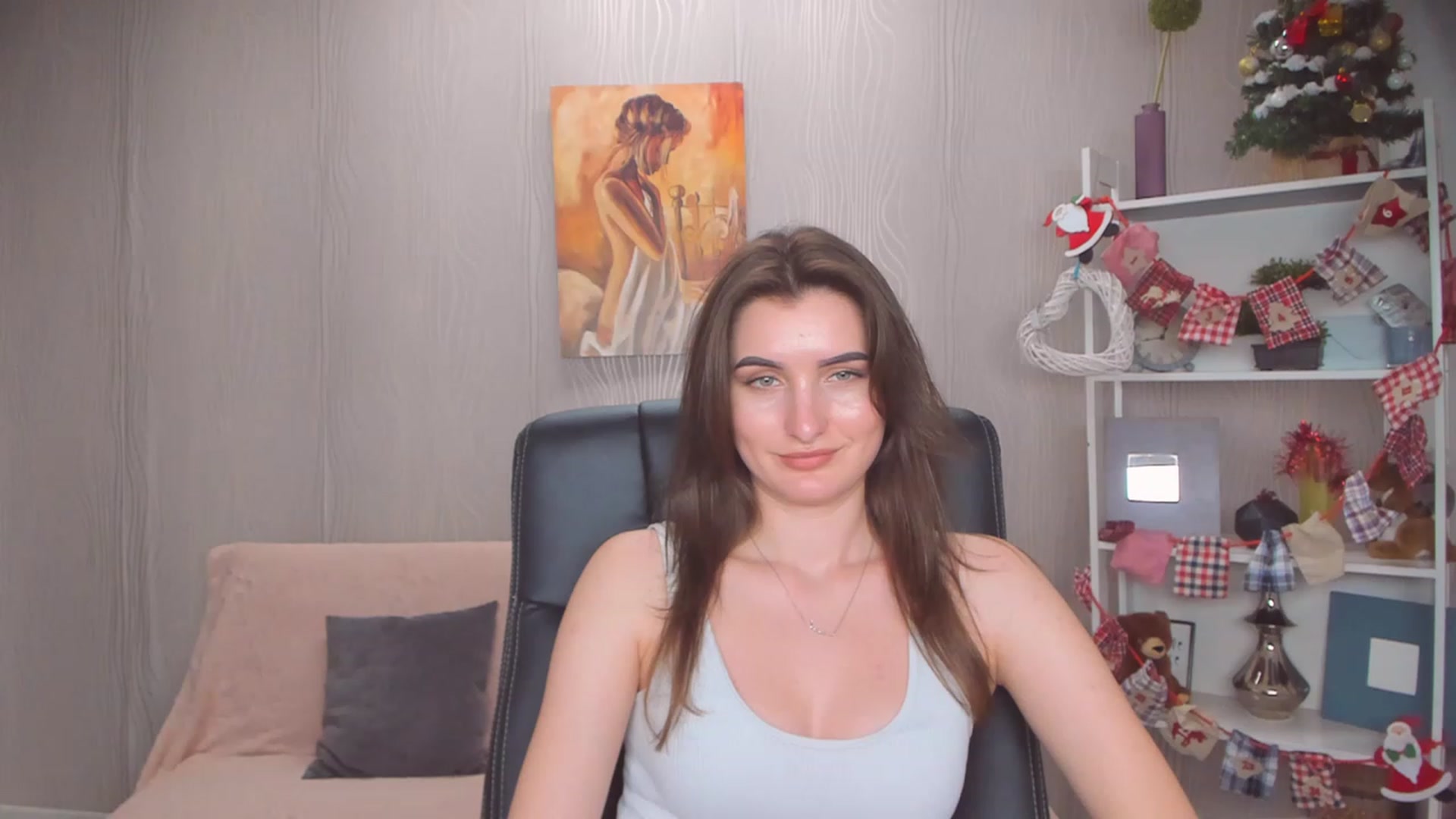 Gallery image thumbnail from EmilyRosier's myfreecams stream on, 12/12/2022, 15:47 image 17 of 20