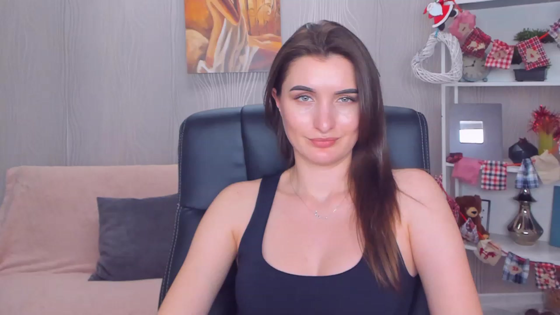 Gallery image thumbnail from EmilyRosier's myfreecams stream on, 12/18/2022, 18:35 image 20 of 20