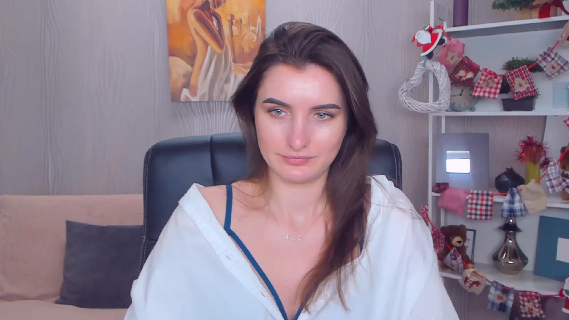 Gallery image thumbnail from EmilyRosier's myfreecams stream on, 12/19/2022, 13:08 image 9 of 20