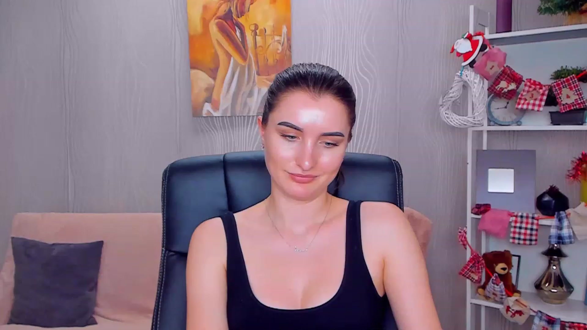 Gallery image thumbnail from EmilyRosier's myfreecams stream on, 12/23/2022, 15:05 image 19 of 20