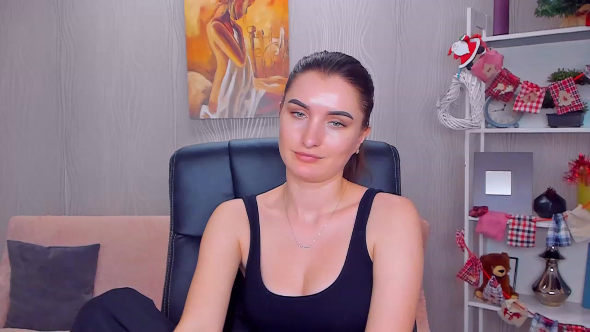 Gallery image thumbnail from EmilyRosier's myfreecams stream on, 12/23/2022, 15:05 image 9 of 20