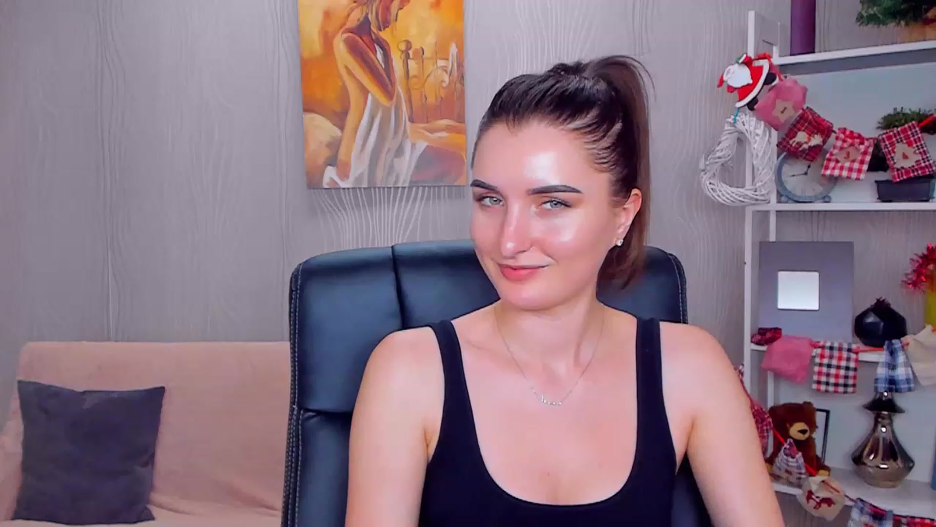 Gallery image thumbnail from EmilyRosier's myfreecams stream on, 12/23/2022, 16:50 image 4 of 20