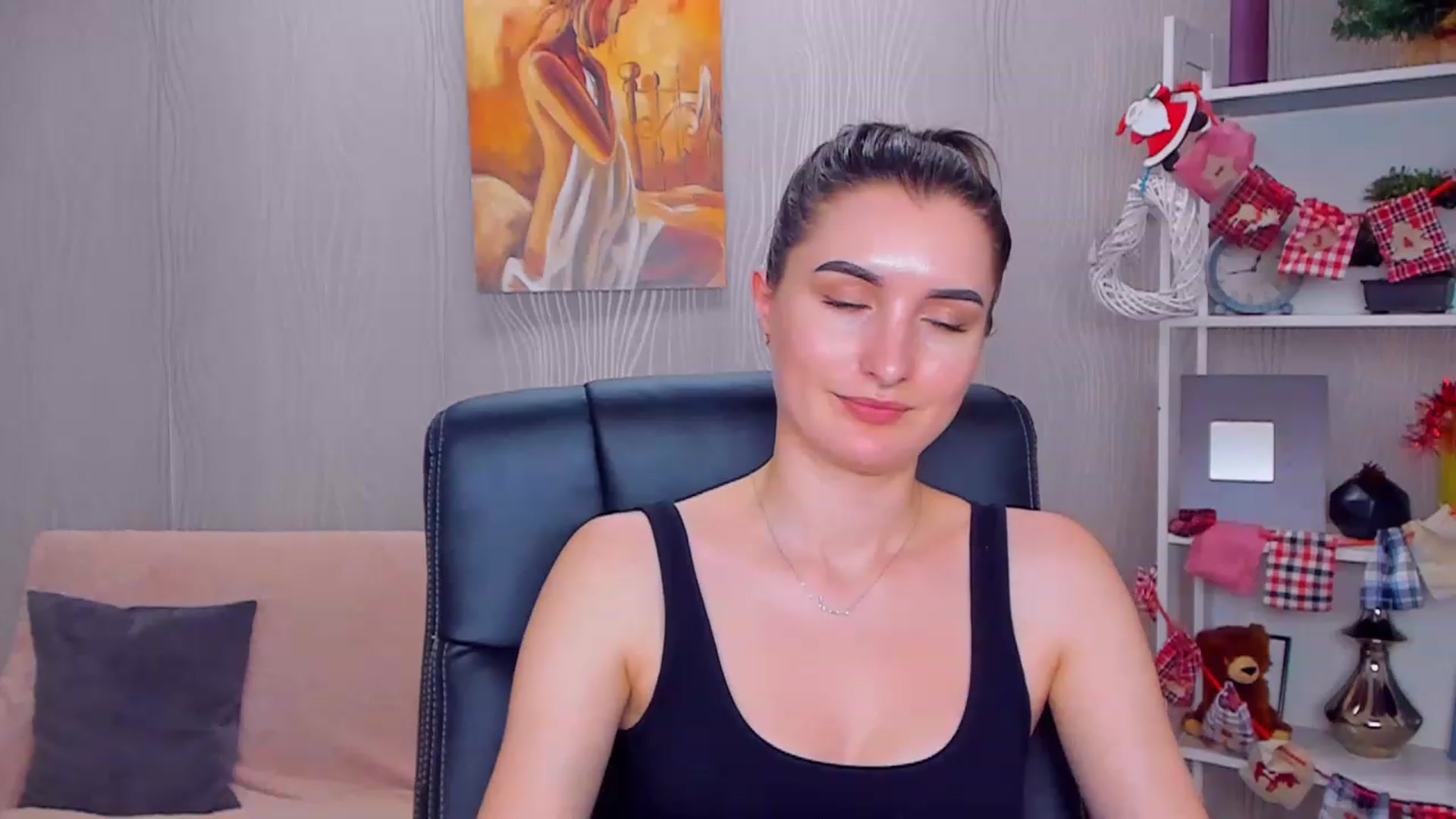 Gallery image thumbnail from EmilyRosier's myfreecams stream on, 12/23/2022, 16:50 image 9 of 20
