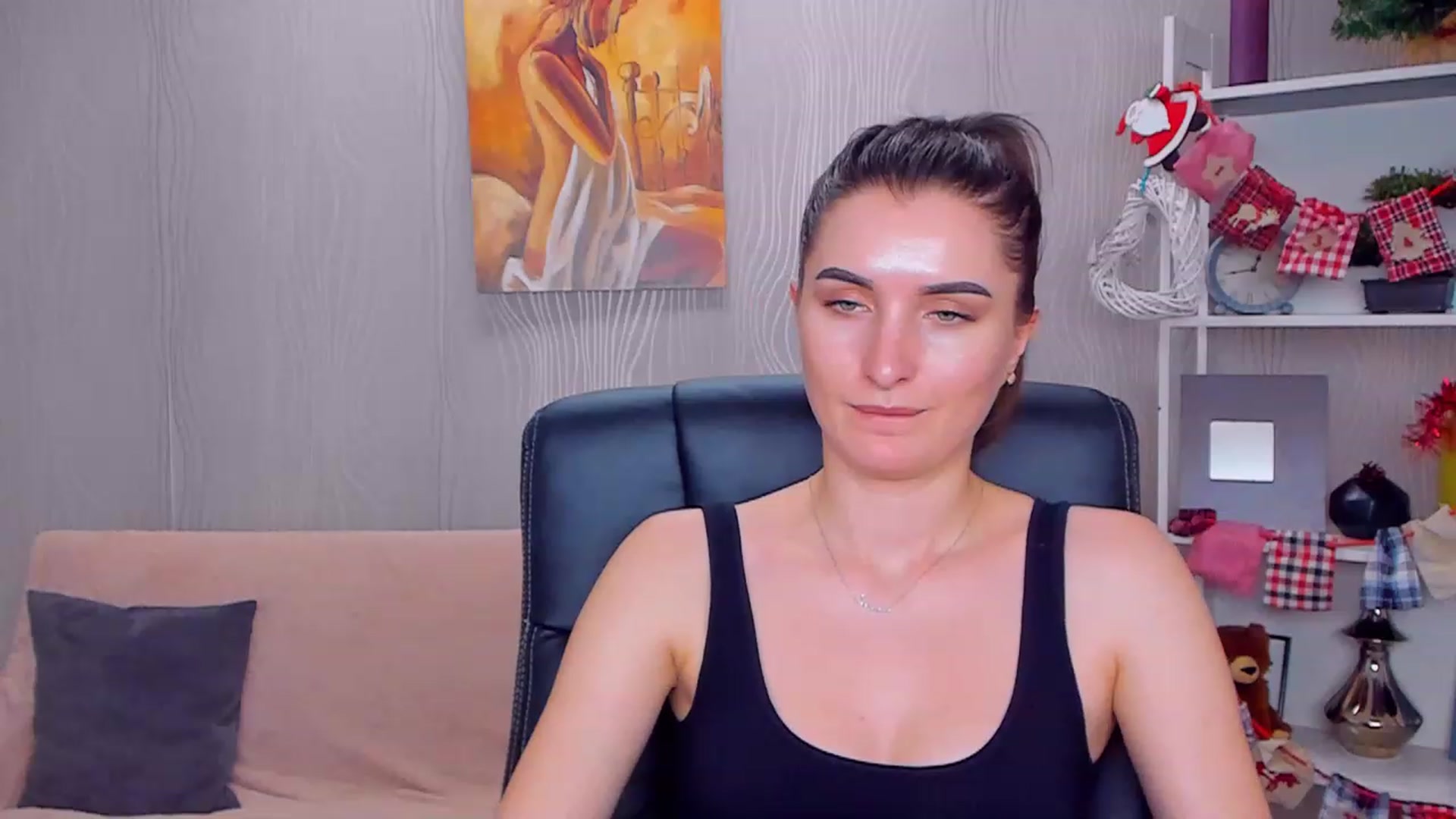 Gallery image thumbnail from EmilyRosier's myfreecams stream on, 12/23/2022, 16:50 image 14 of 20