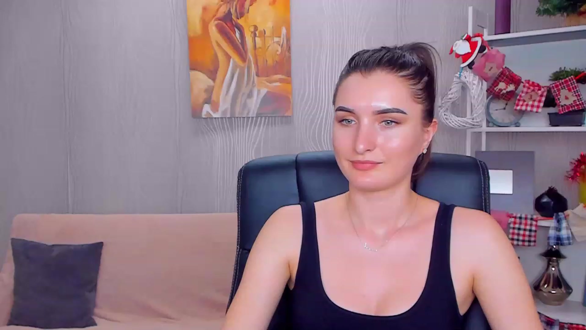 Gallery image thumbnail from EmilyRosier's myfreecams stream on, 12/23/2022, 16:50 image 17 of 20