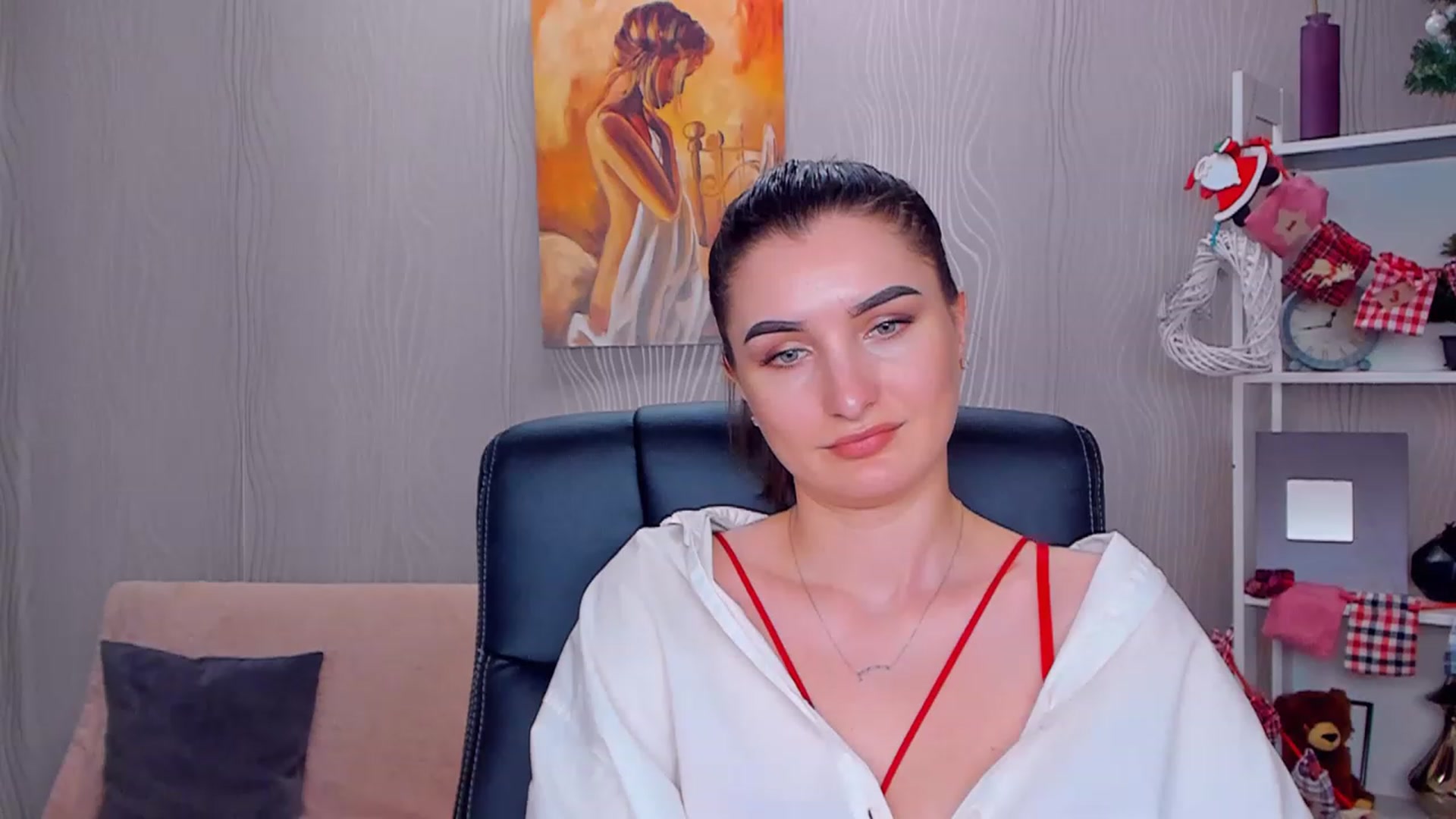 Gallery image thumbnail from EmilyRosier's myfreecams stream on, 12/27/2022, 15:07 image 5 of 20