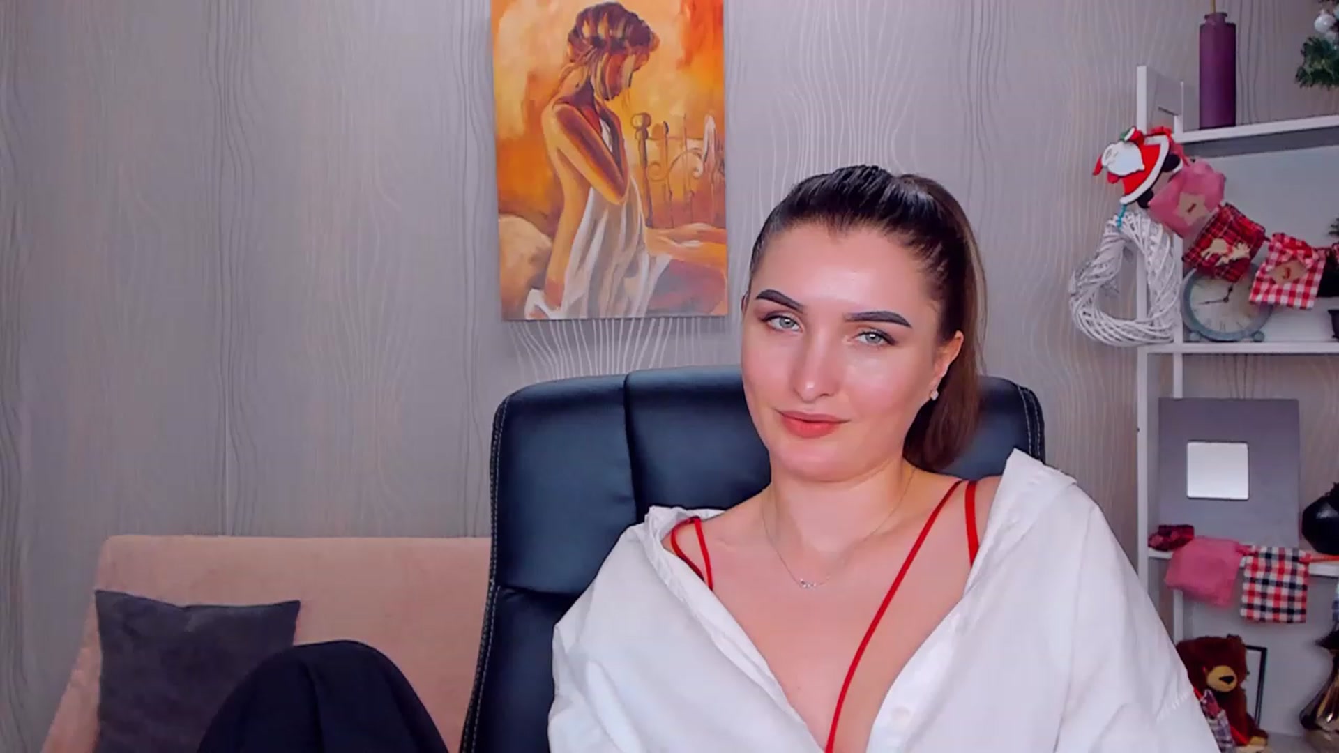 Gallery image thumbnail from EmilyRosier's myfreecams stream on, 12/27/2022, 15:07 image 16 of 20
