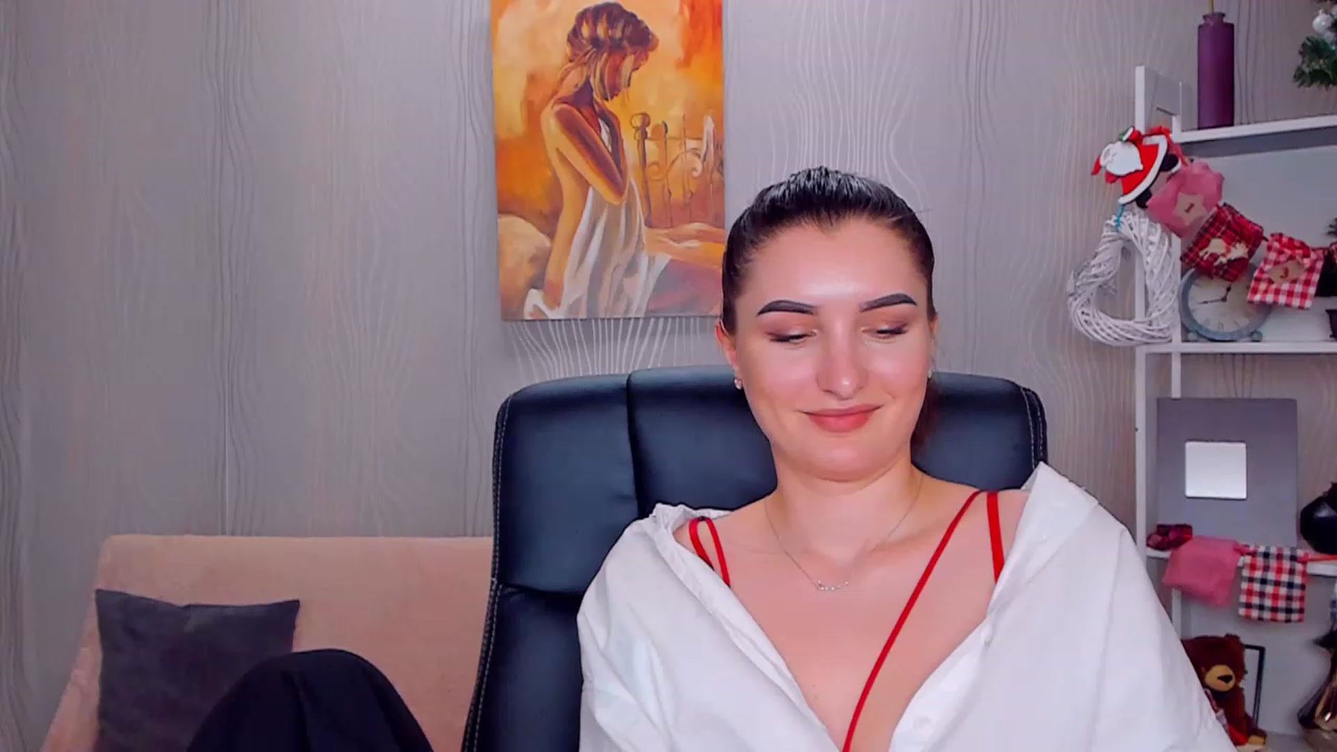 Gallery image thumbnail from EmilyRosier's myfreecams stream on, 12/27/2022, 15:07 image 17 of 20