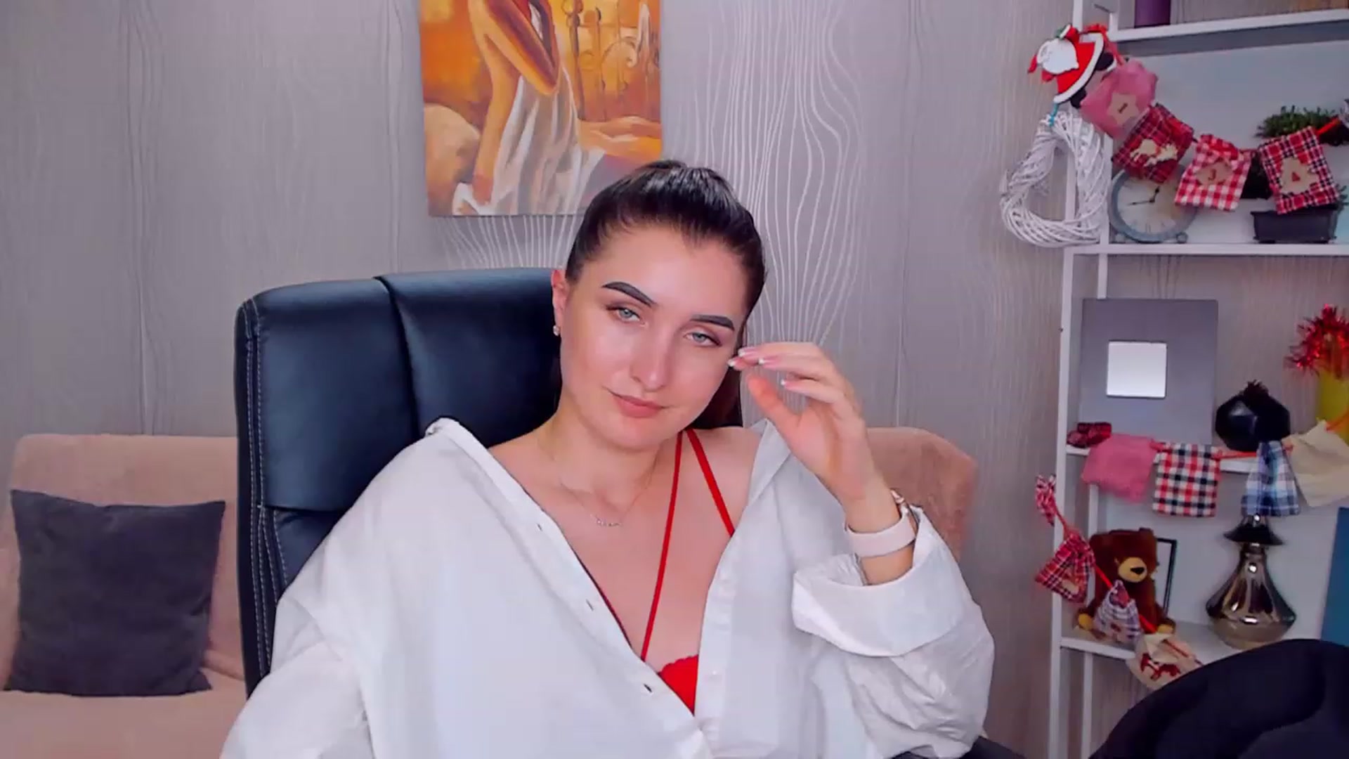Gallery image thumbnail from EmilyRosier's myfreecams stream on, 12/27/2022, 17:38 image 8 of 20