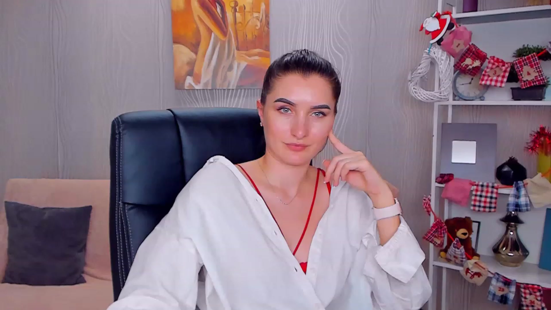 Gallery image thumbnail from EmilyRosier's myfreecams stream on, 12/27/2022, 17:38 image 19 of 20