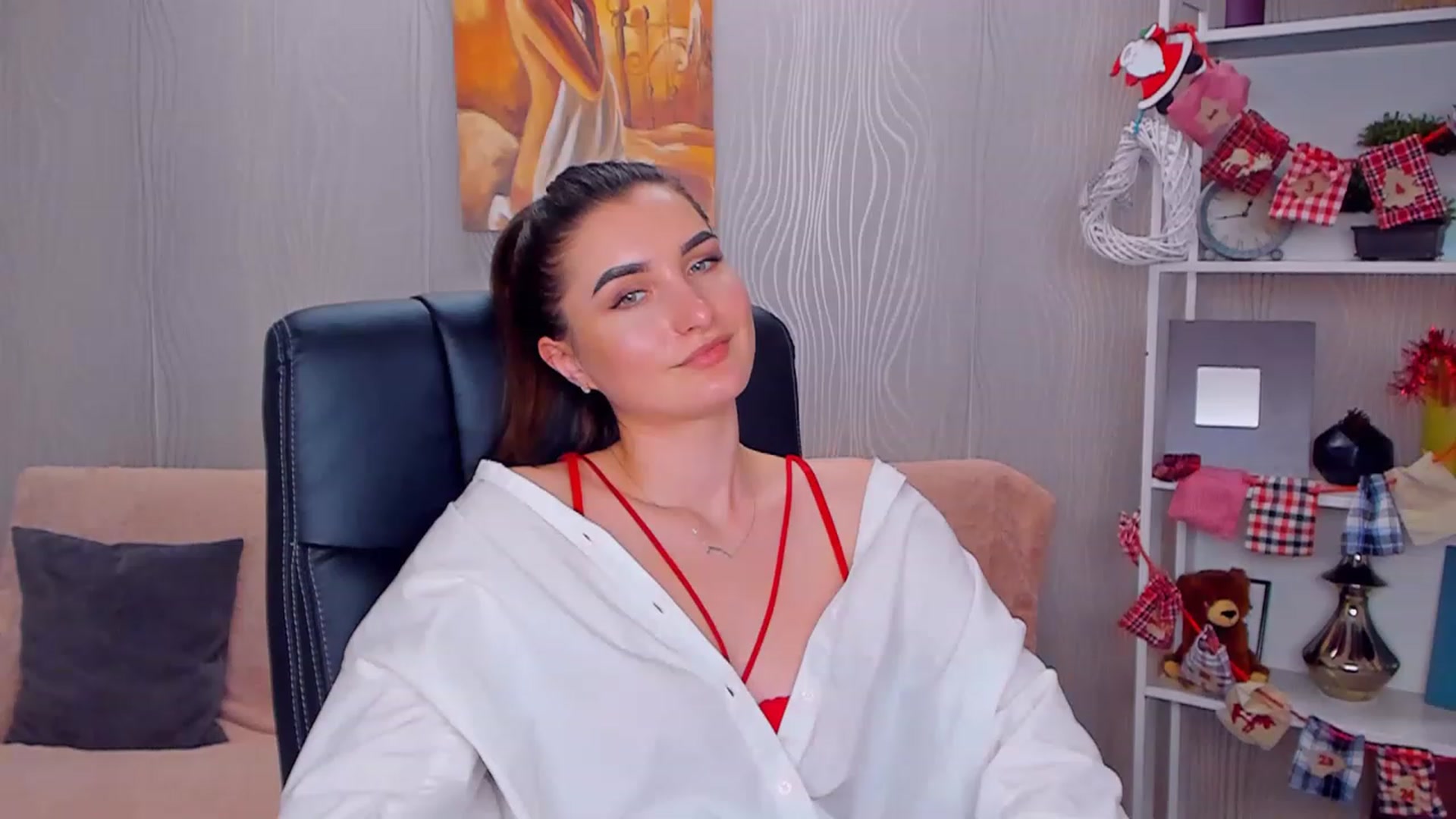 Gallery image thumbnail from EmilyRosier's myfreecams stream on, 12/27/2022, 18:03 image 7 of 20