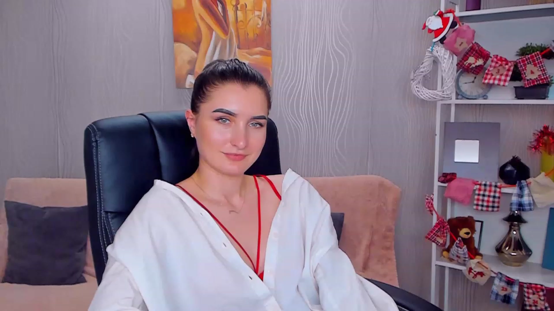 Gallery image thumbnail from EmilyRosier's myfreecams stream on, 12/27/2022, 18:03 image 17 of 20