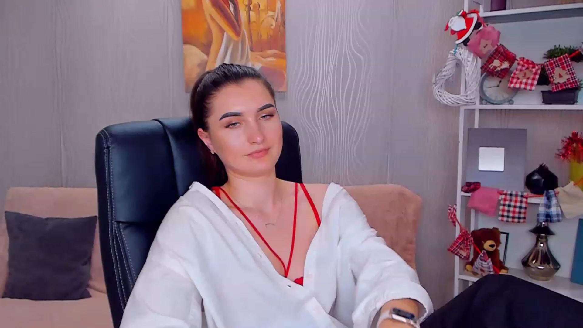 Gallery image thumbnail from EmilyRosier's myfreecams stream on, 12/27/2022, 18:03 image 11 of 20