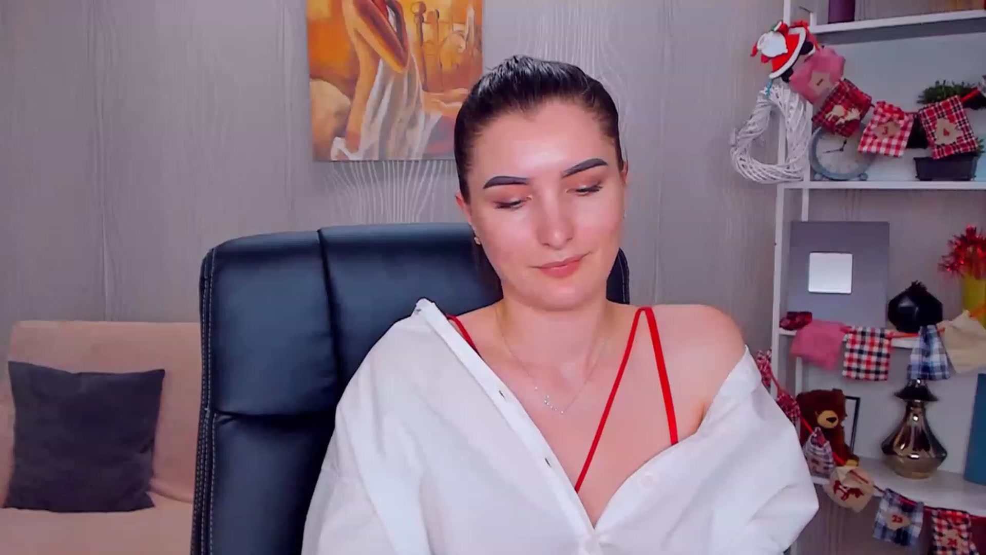 Gallery image thumbnail from EmilyRosier's myfreecams stream on, 12/27/2022, 18:58 image 13 of 20