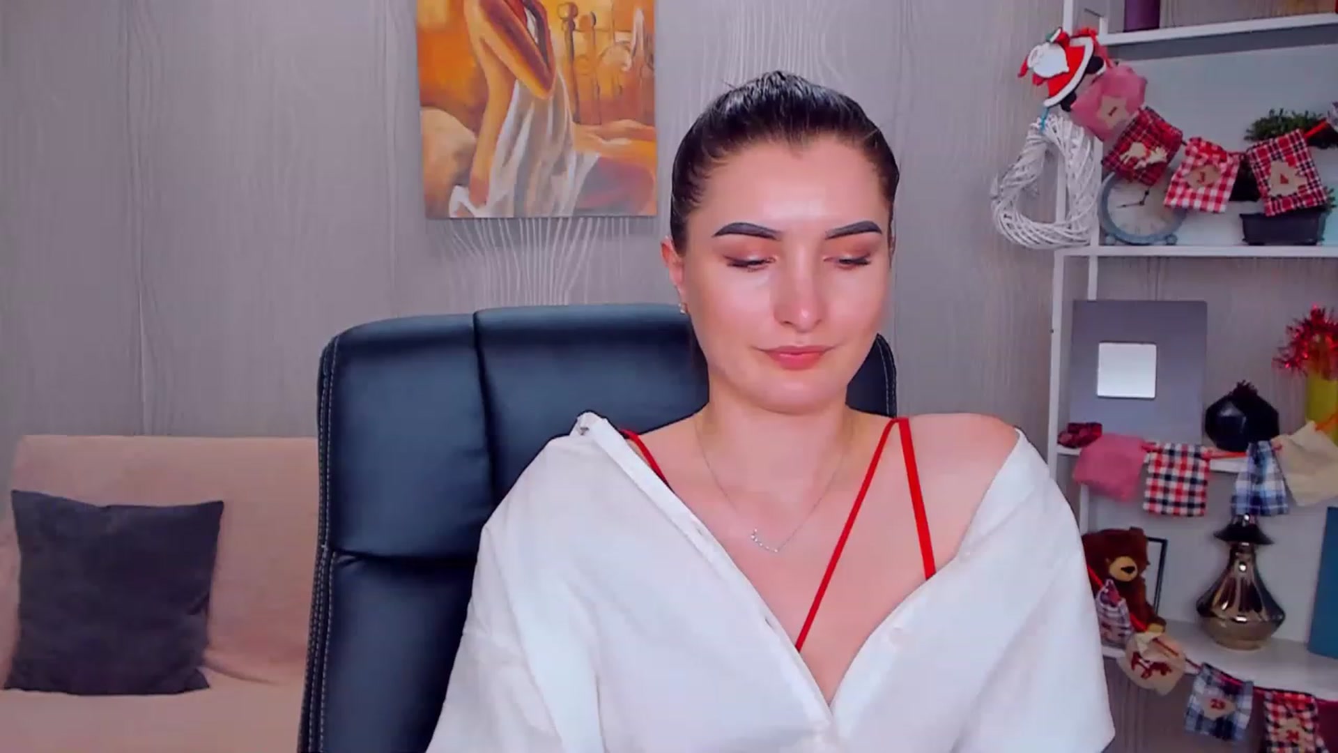 Gallery image thumbnail from EmilyRosier's myfreecams stream on, 12/27/2022, 18:58 image 19 of 20