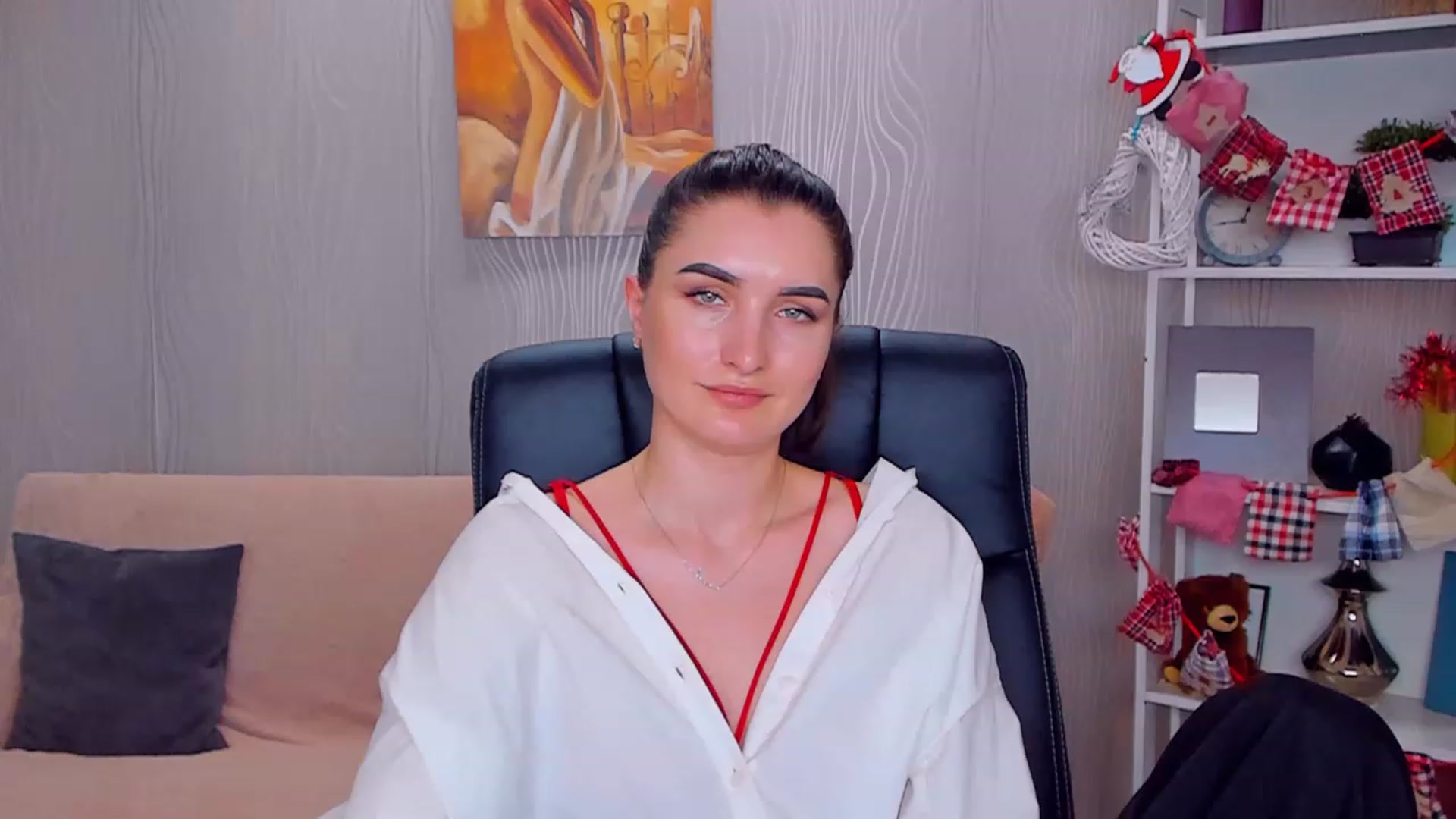 Gallery image thumbnail from EmilyRosier's myfreecams stream on, 12/27/2022, 19:51 image 7 of 20