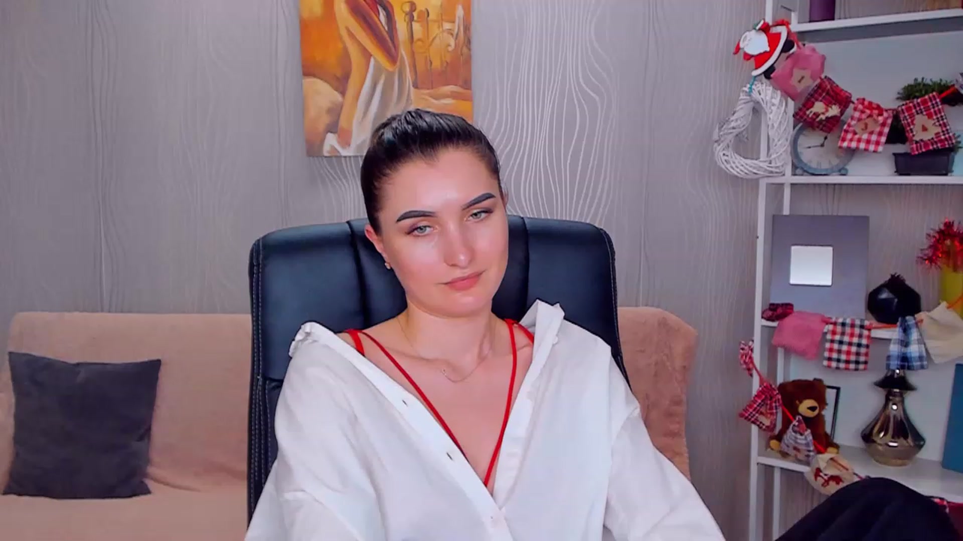 Gallery image thumbnail from EmilyRosier's myfreecams stream on, 12/27/2022, 19:51 image 19 of 20