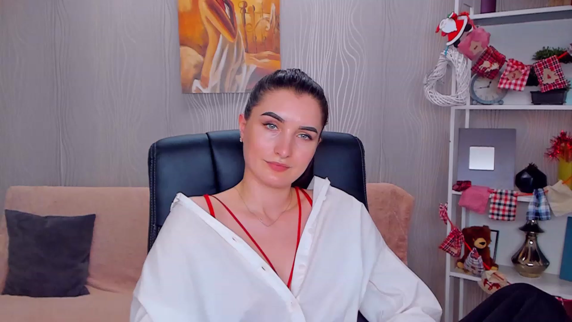 Gallery image thumbnail from EmilyRosier's myfreecams stream on, 12/27/2022, 19:51 image 20 of 20