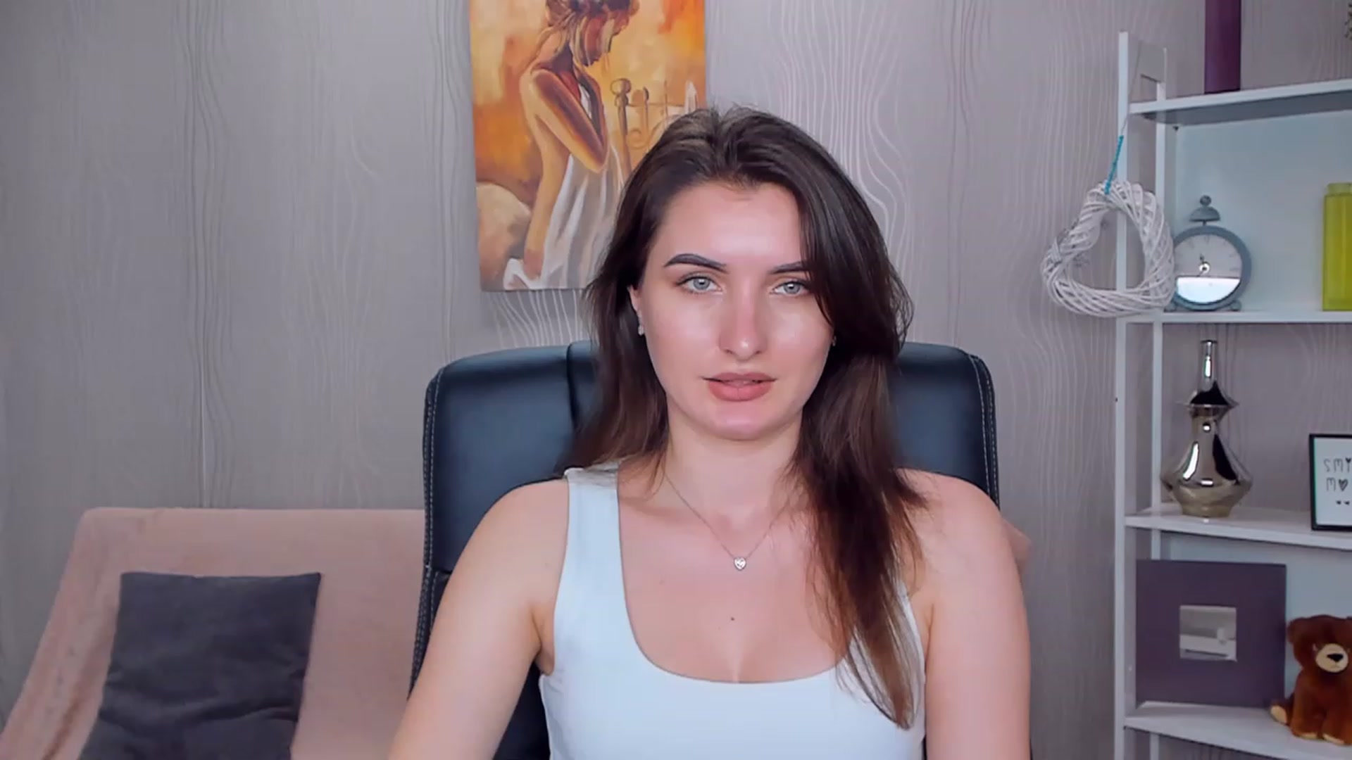 Gallery image thumbnail from EmilyRosier's myfreecams stream on, 01/12/2023, 13:58 image 9 of 20