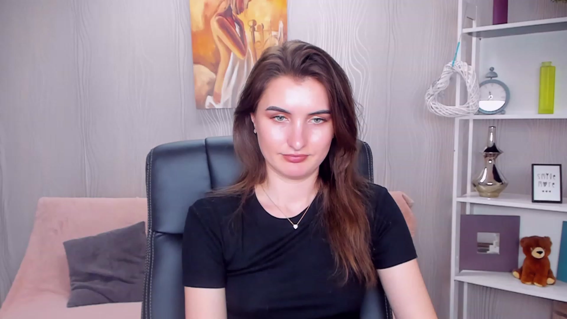 Gallery image thumbnail from EmilyRosier's myfreecams stream on, 01/15/2023, 17:07 image 14 of 20
