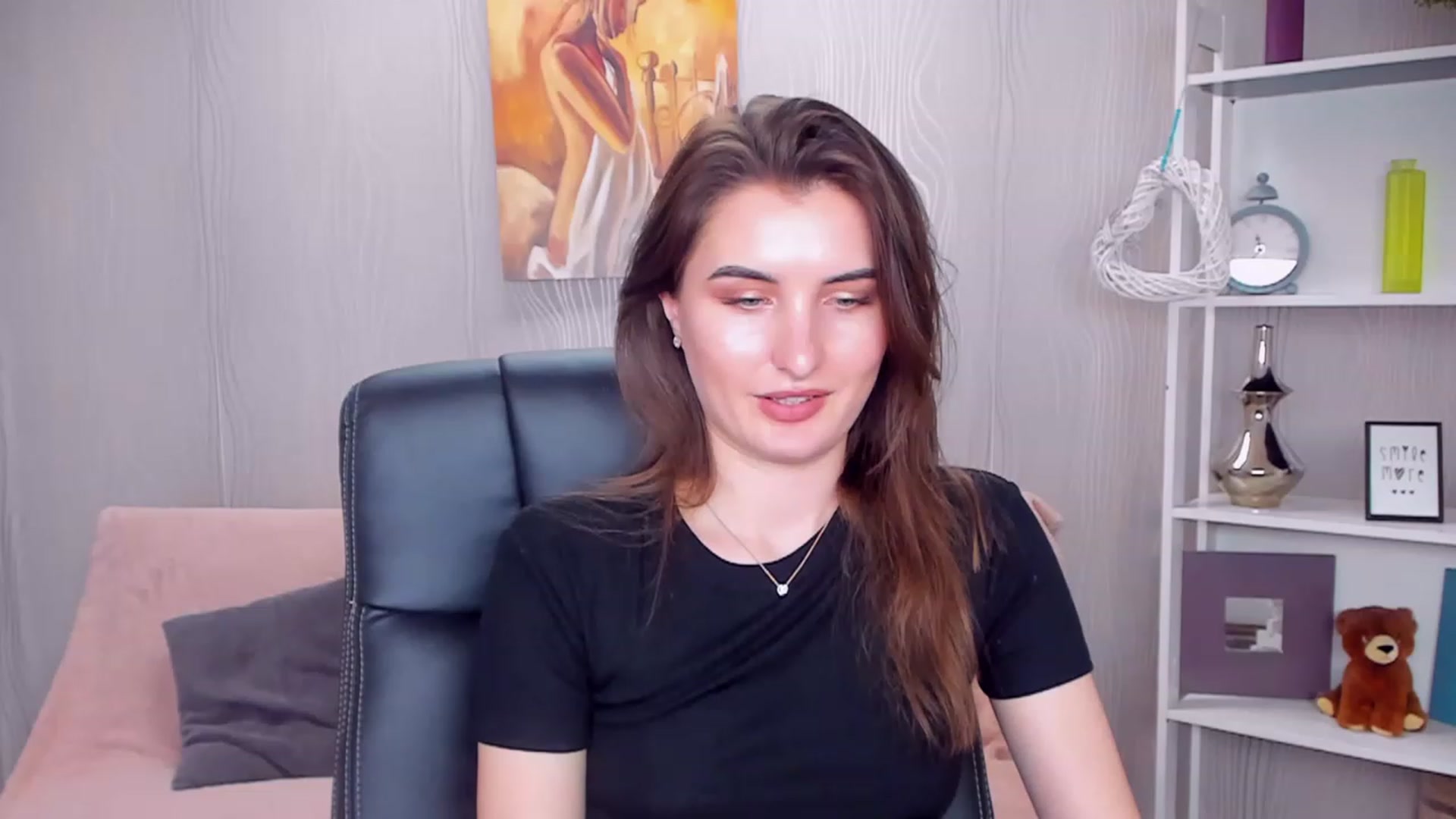 Gallery image thumbnail from EmilyRosier's myfreecams stream on, 01/15/2023, 17:07 image 7 of 20