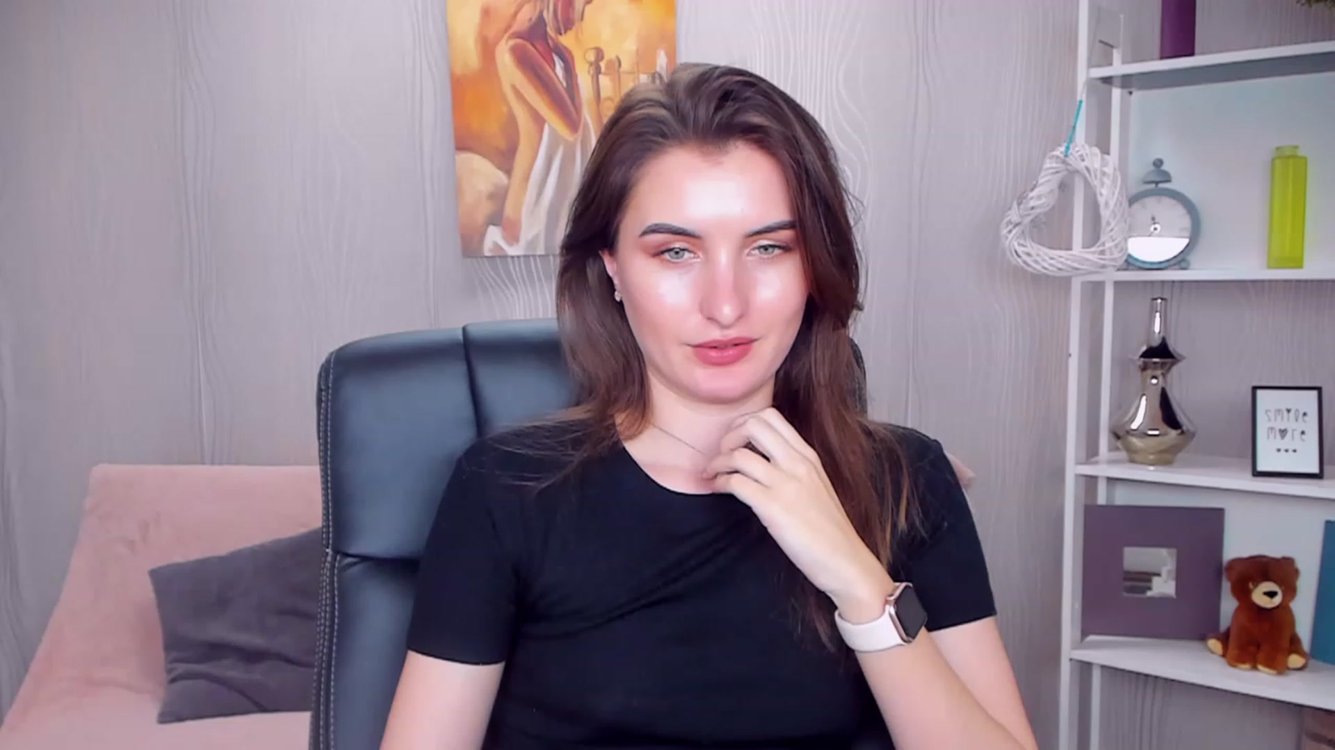 Gallery image thumbnail from EmilyRosier's myfreecams stream on, 01/15/2023, 17:07 image 2 of 20