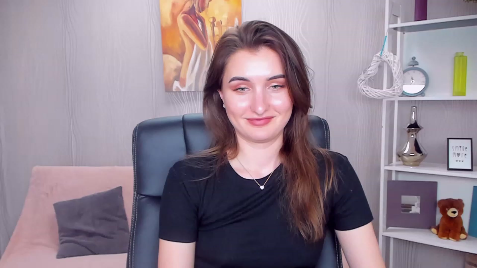 Gallery image thumbnail from EmilyRosier's myfreecams stream on, 01/15/2023, 17:07 image 3 of 20