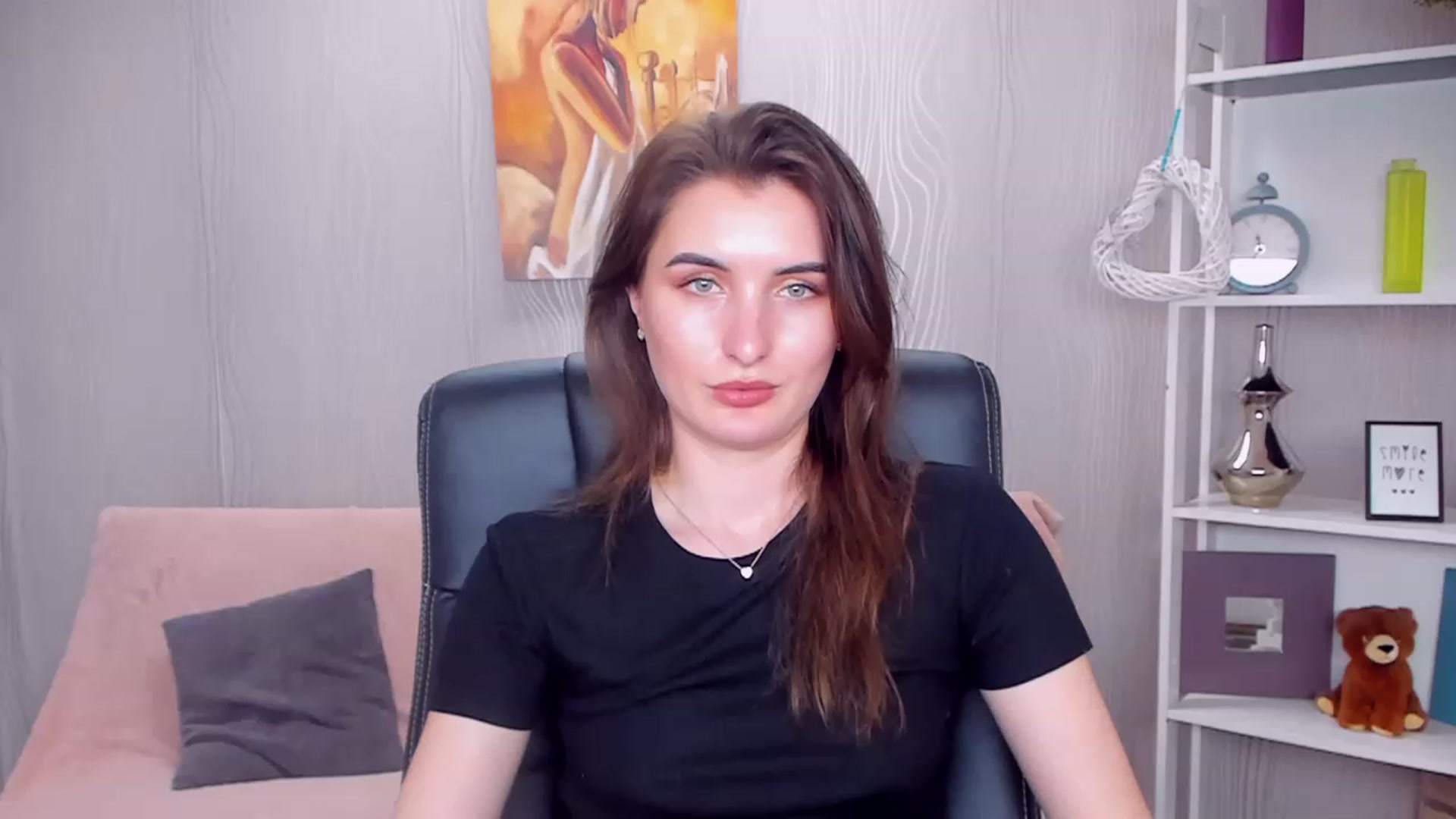 Gallery image thumbnail from EmilyRosier's myfreecams stream on, 01/15/2023, 17:07 image 17 of 20