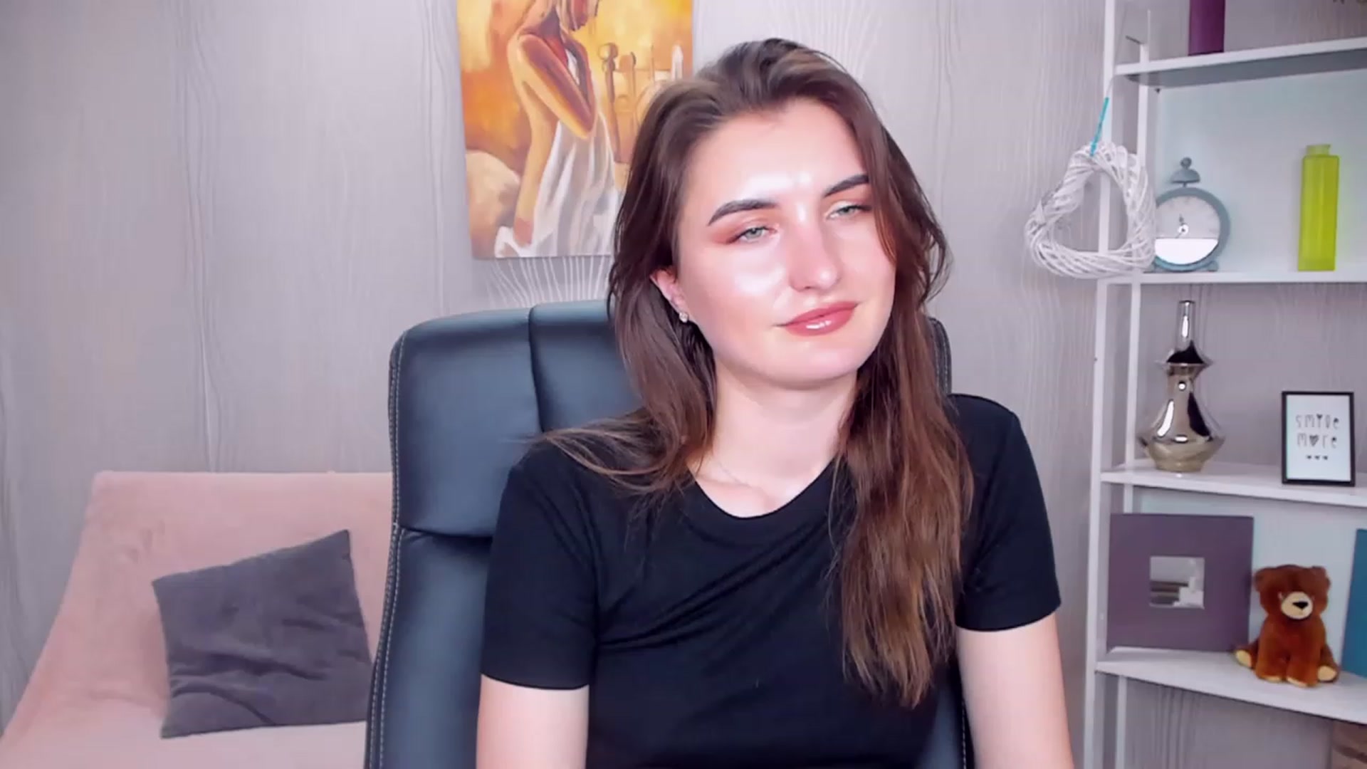 Gallery image thumbnail from EmilyRosier's myfreecams stream on, 01/15/2023, 19:31 image 9 of 20