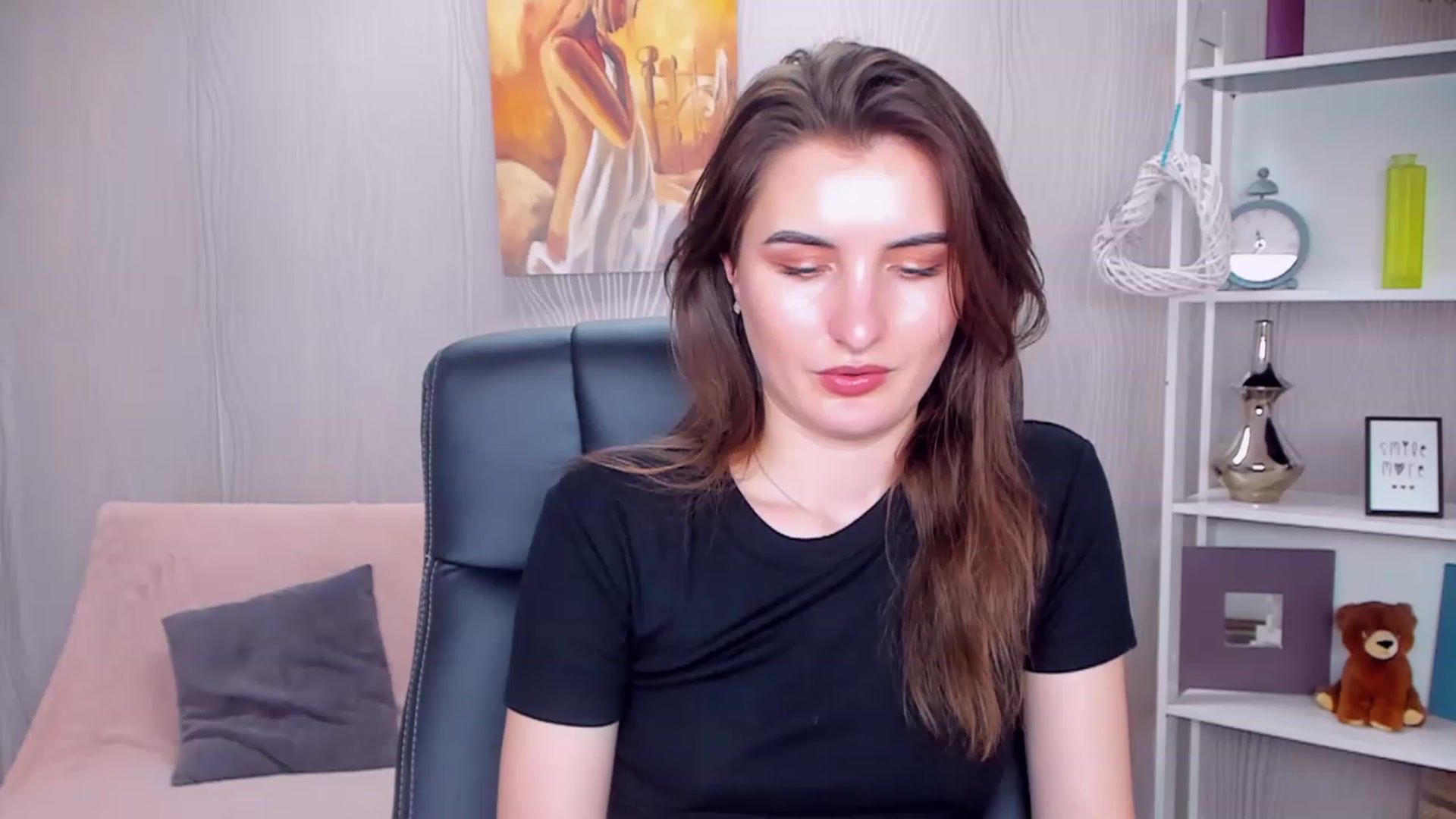 Gallery image thumbnail from EmilyRosier's myfreecams stream on, 01/15/2023, 19:31 image 8 of 20