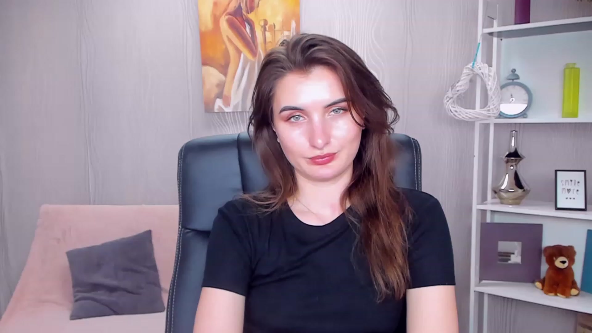 Gallery image thumbnail from EmilyRosier's myfreecams stream on, 01/15/2023, 19:31 image 1 of 20