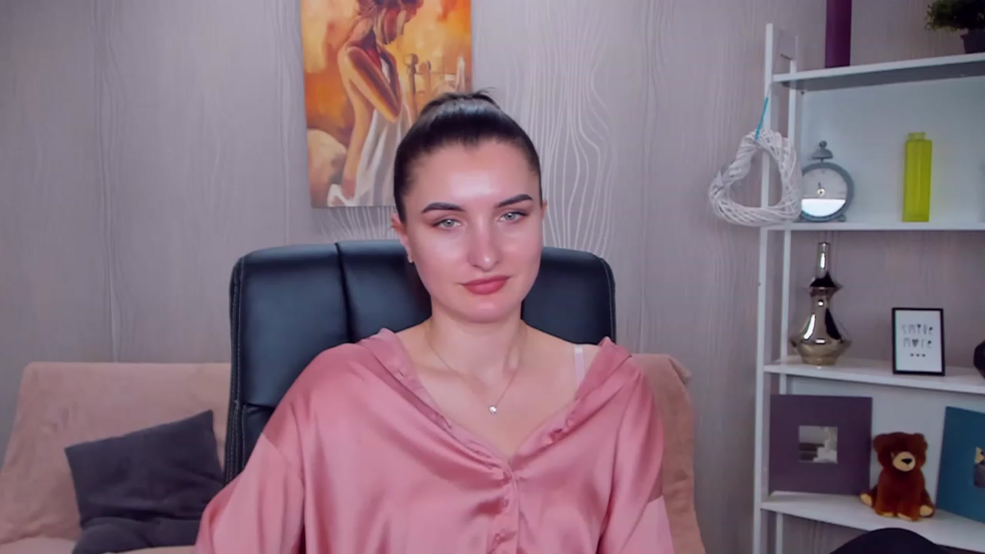 Gallery image thumbnail from EmilyRosier's myfreecams stream on, 01/16/2023, 14:00 image 7 of 20