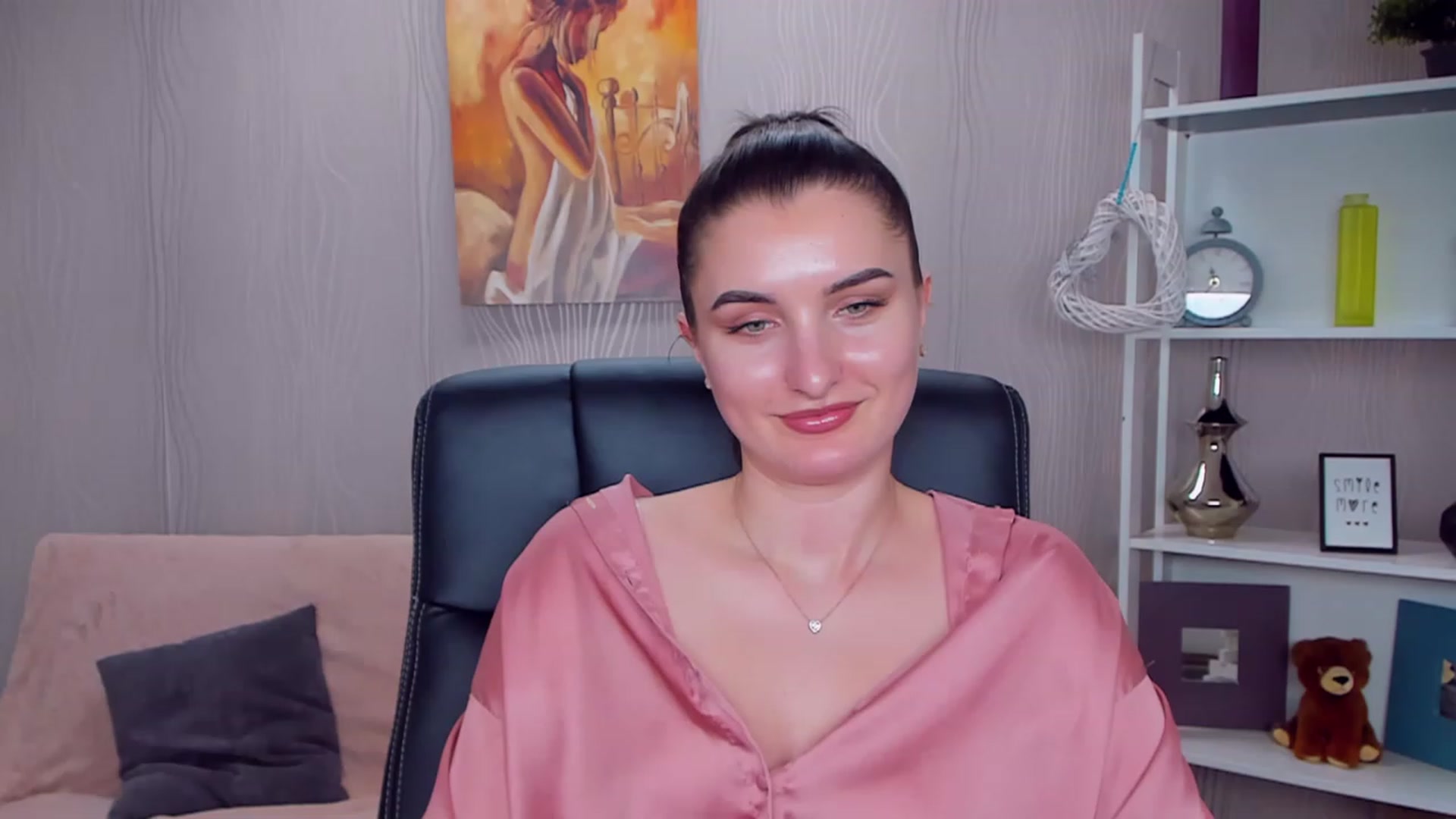 Gallery image thumbnail from EmilyRosier's myfreecams stream on, 01/16/2023, 14:59 image 17 of 20