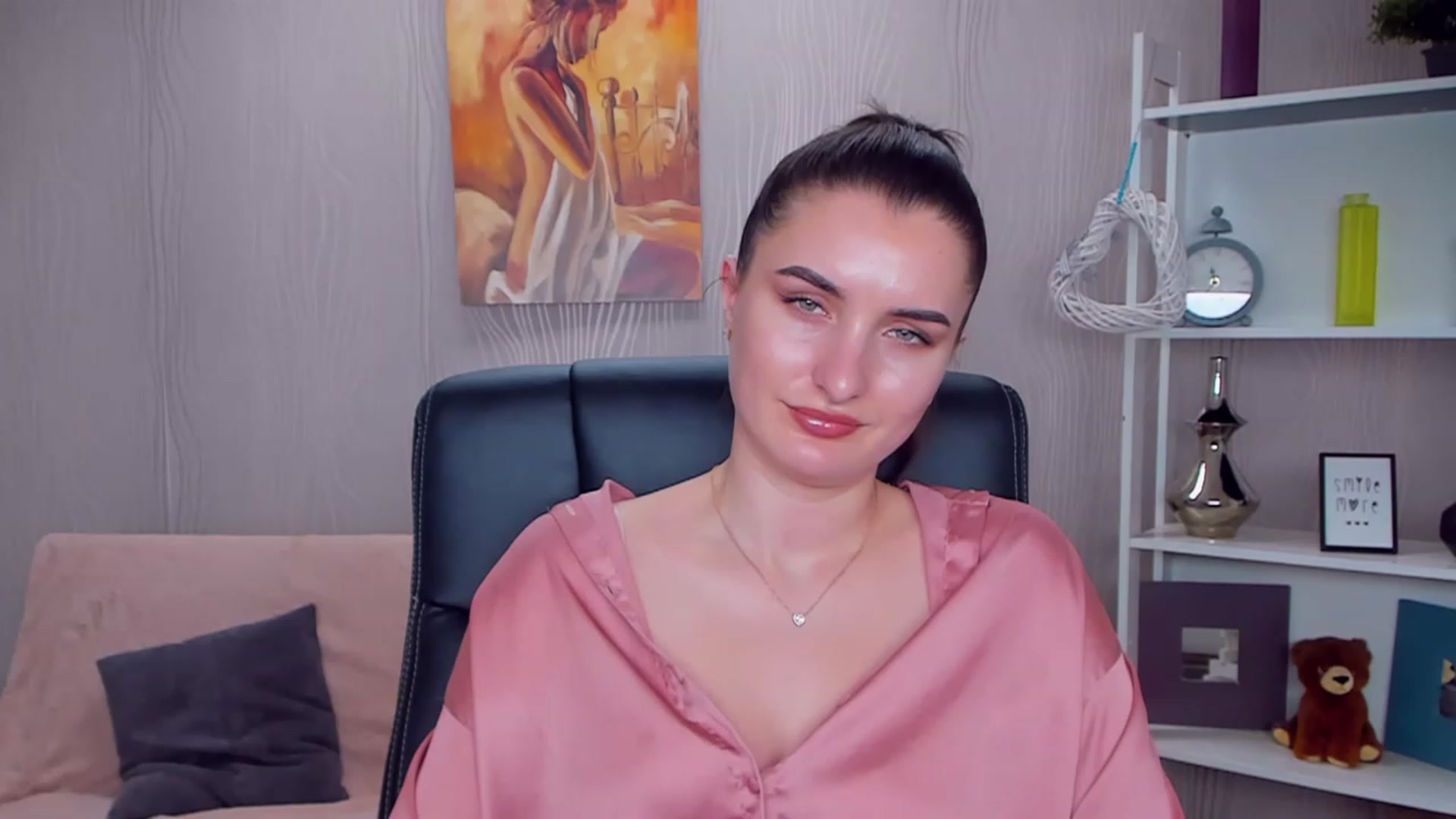 Gallery image thumbnail from EmilyRosier's myfreecams stream on, 01/16/2023, 14:59 image 18 of 20