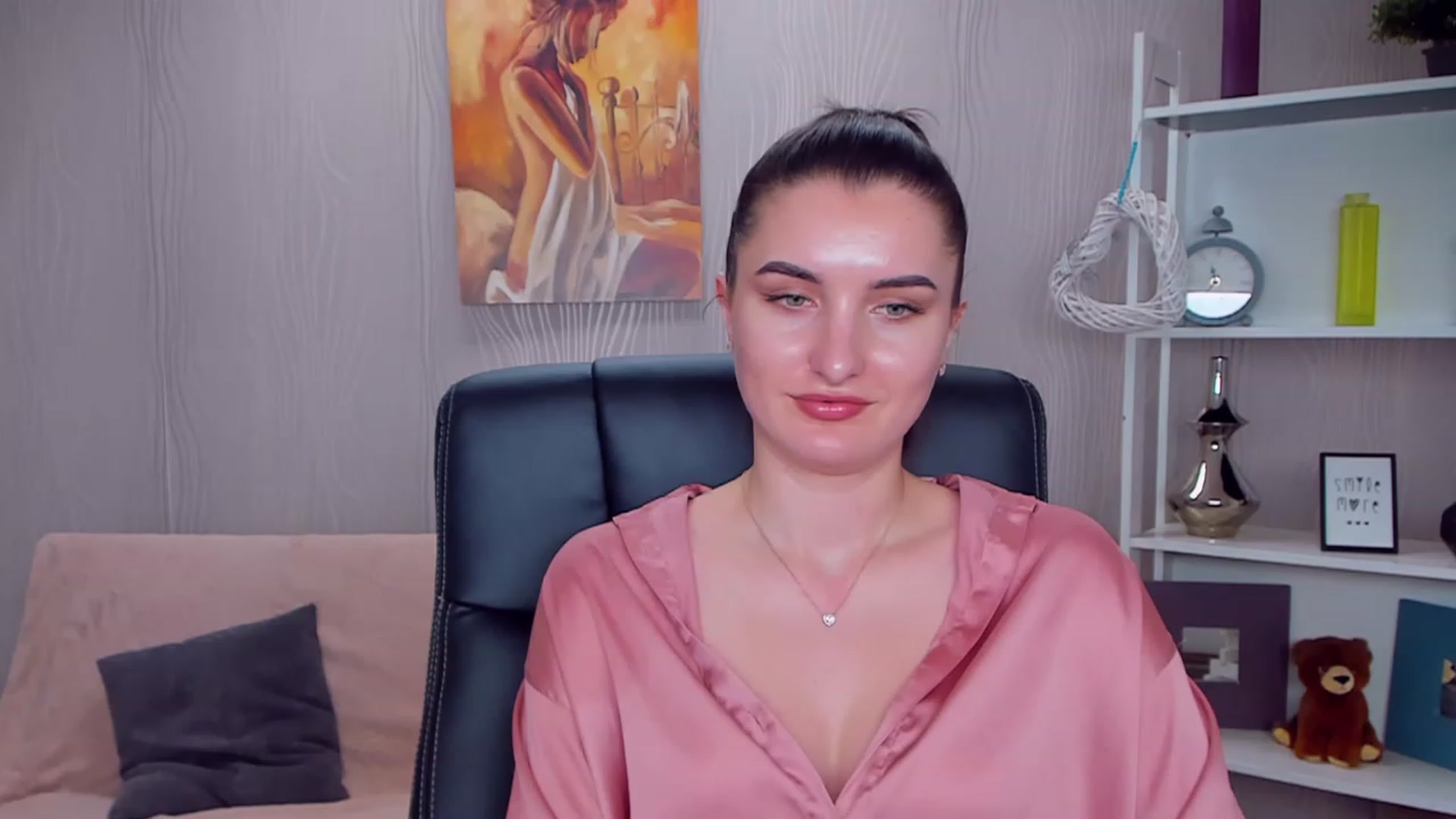 Gallery image thumbnail from EmilyRosier's myfreecams stream on, 01/16/2023, 15:48 image 15 of 20