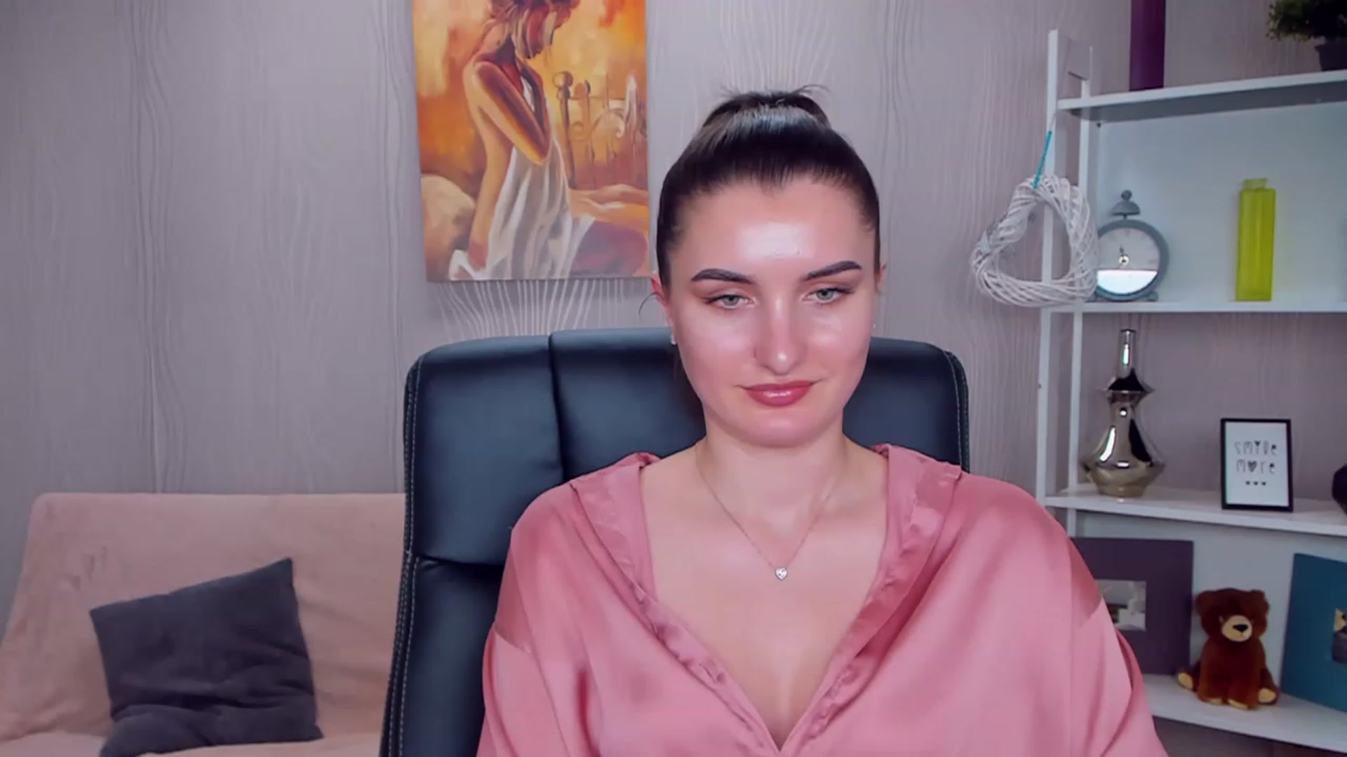 Gallery image thumbnail from EmilyRosier's myfreecams stream on, 01/16/2023, 15:48 image 17 of 20