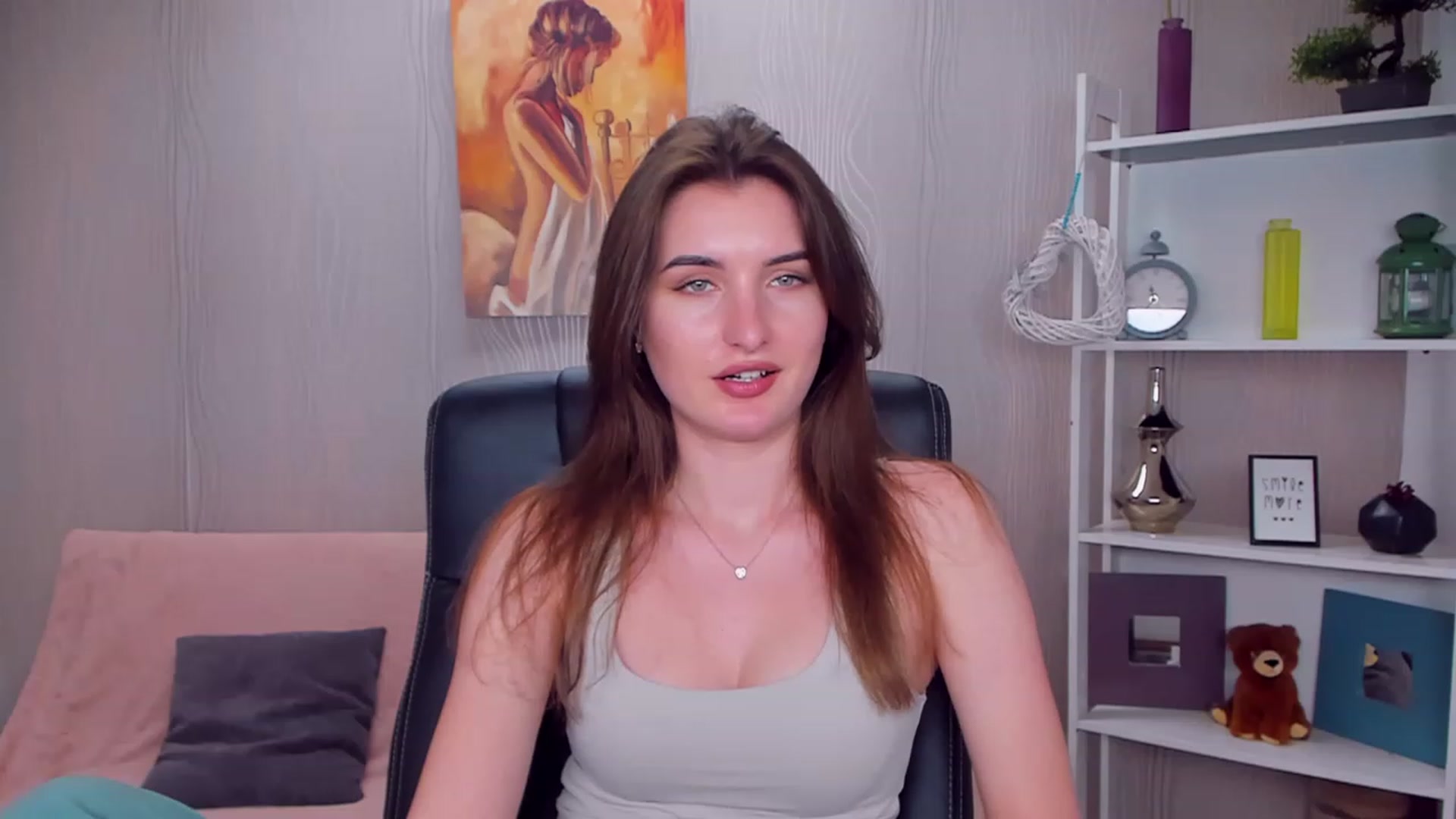 Gallery image thumbnail from EmilyRosier's myfreecams stream on, 01/17/2023, 14:22 image 2 of 20