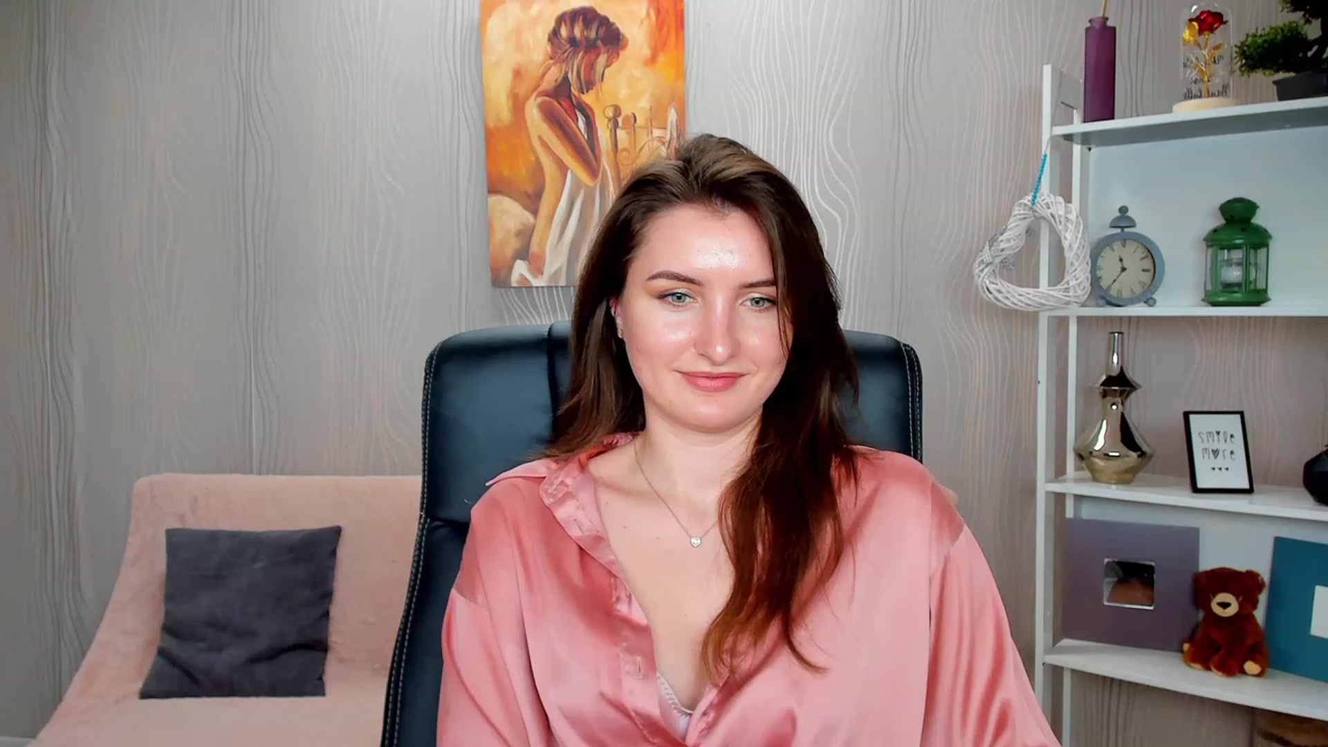 Gallery image thumbnail from EmilyRosier's myfreecams stream on, 02/06/2023, 14:00 image 7 of 20