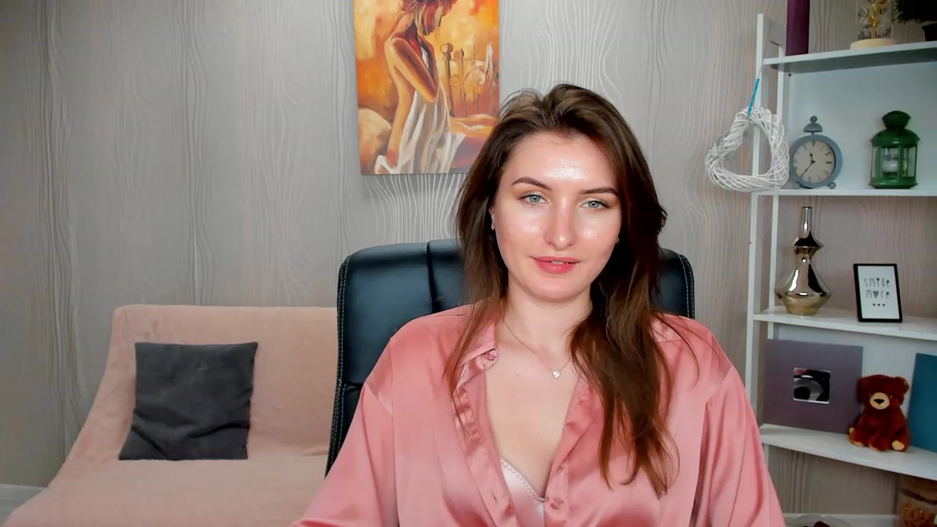 Gallery image thumbnail from EmilyRosier's myfreecams stream on, 02/06/2023, 15:55 image 15 of 20