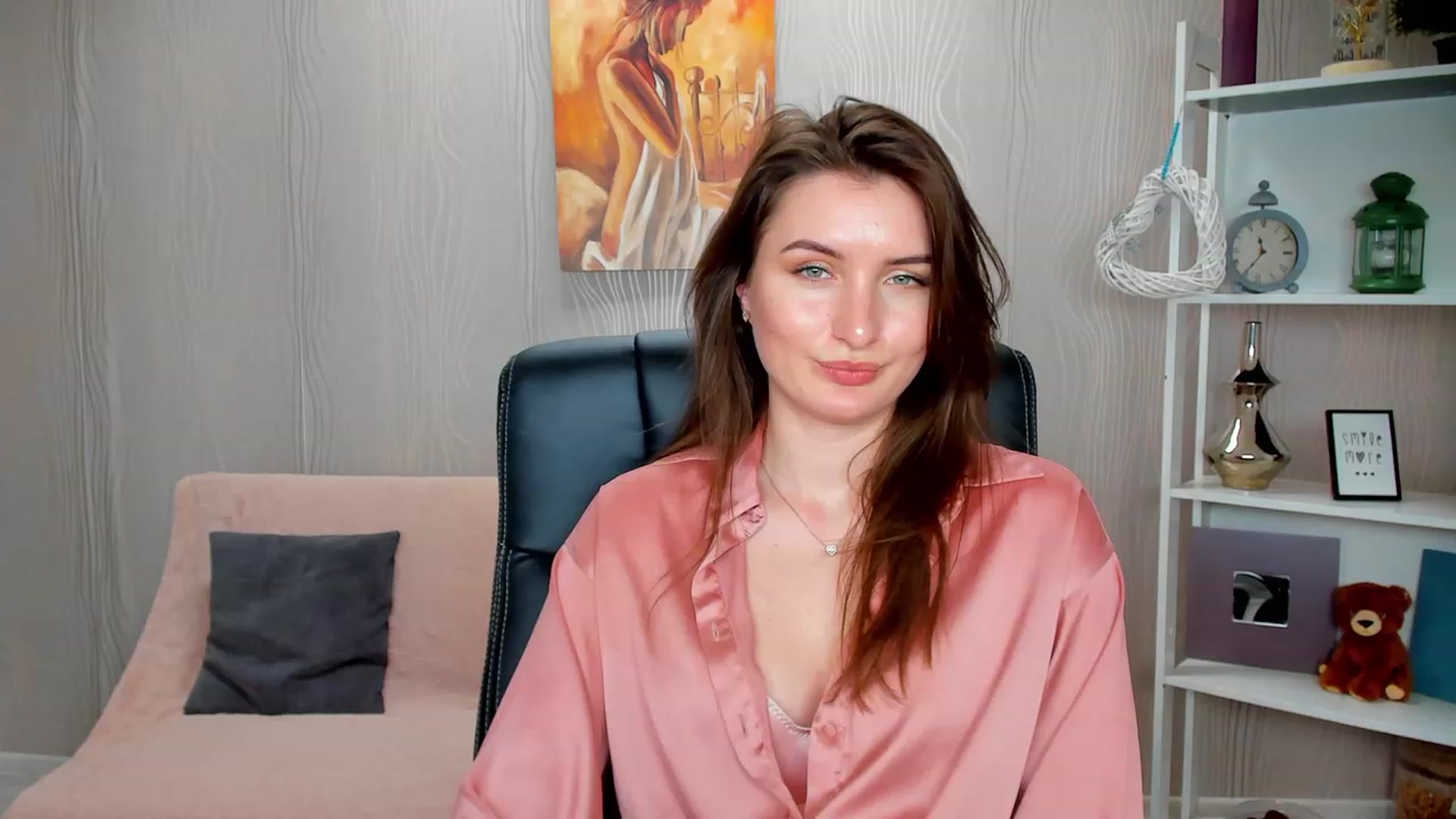 Gallery image thumbnail from EmilyRosier's myfreecams stream on, 02/06/2023, 15:55 image 1 of 20