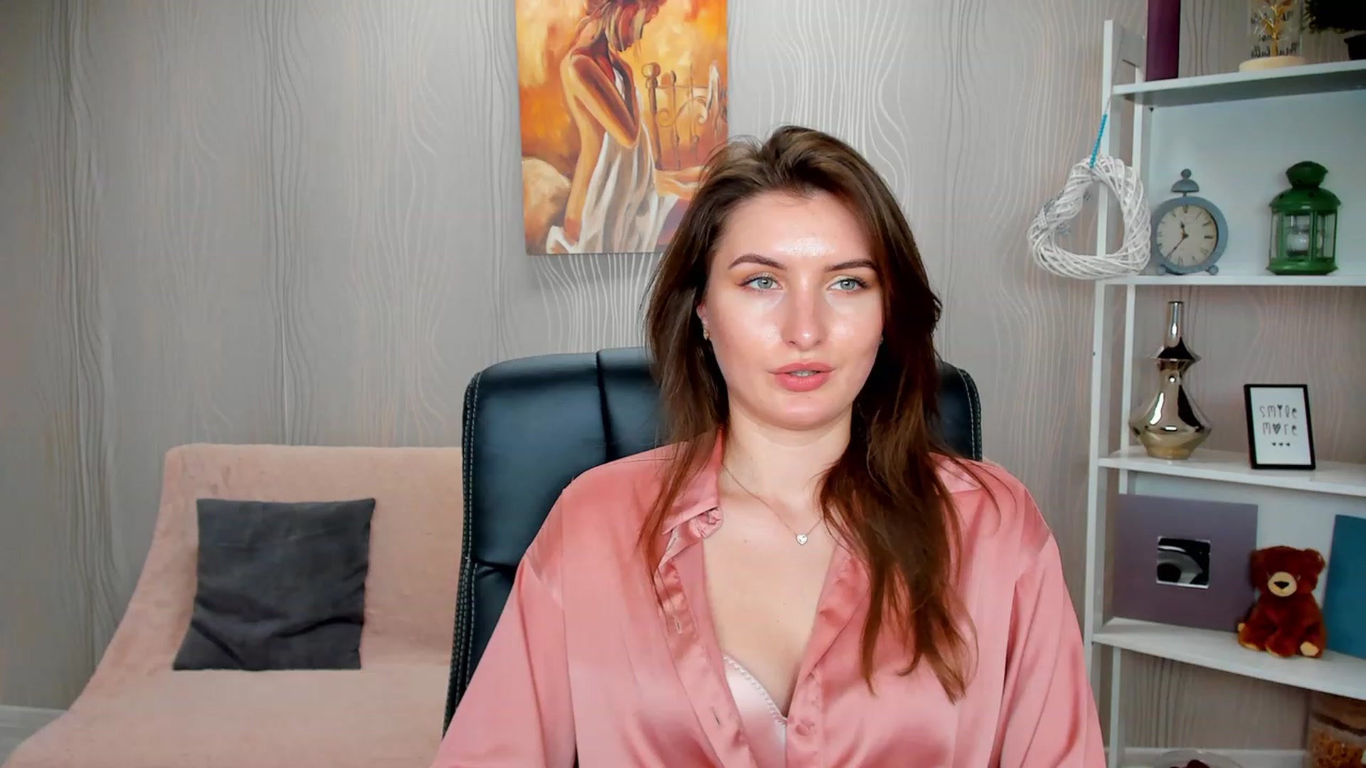Gallery image thumbnail from EmilyRosier's myfreecams stream on, 02/06/2023, 15:55 image 17 of 20
