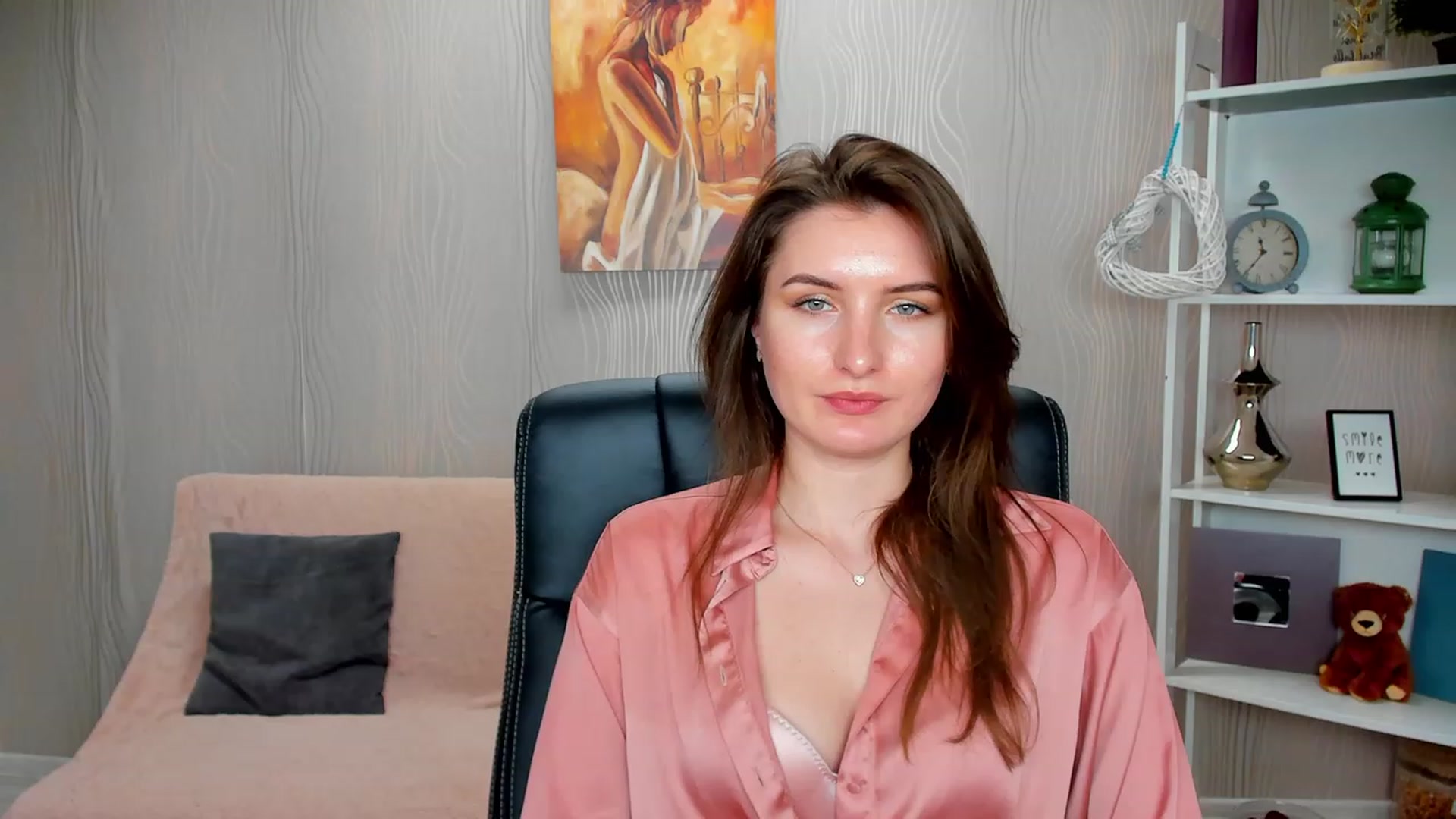 Gallery image thumbnail from EmilyRosier's myfreecams stream on, 02/06/2023, 15:55 image 19 of 20