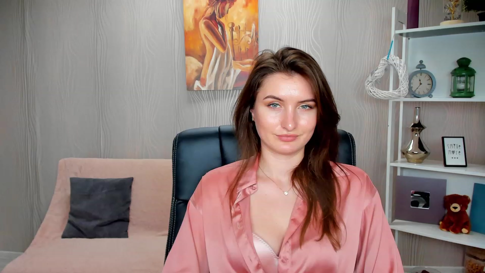 Gallery image thumbnail from EmilyRosier's myfreecams stream on, 02/06/2023, 15:55 image 20 of 20
