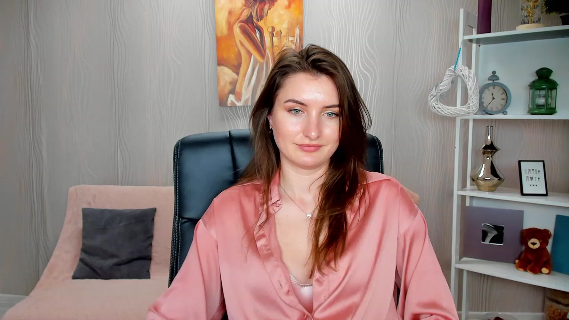 Gallery image thumbnail from EmilyRosier's myfreecams stream on, 02/06/2023, 15:55 image 8 of 20