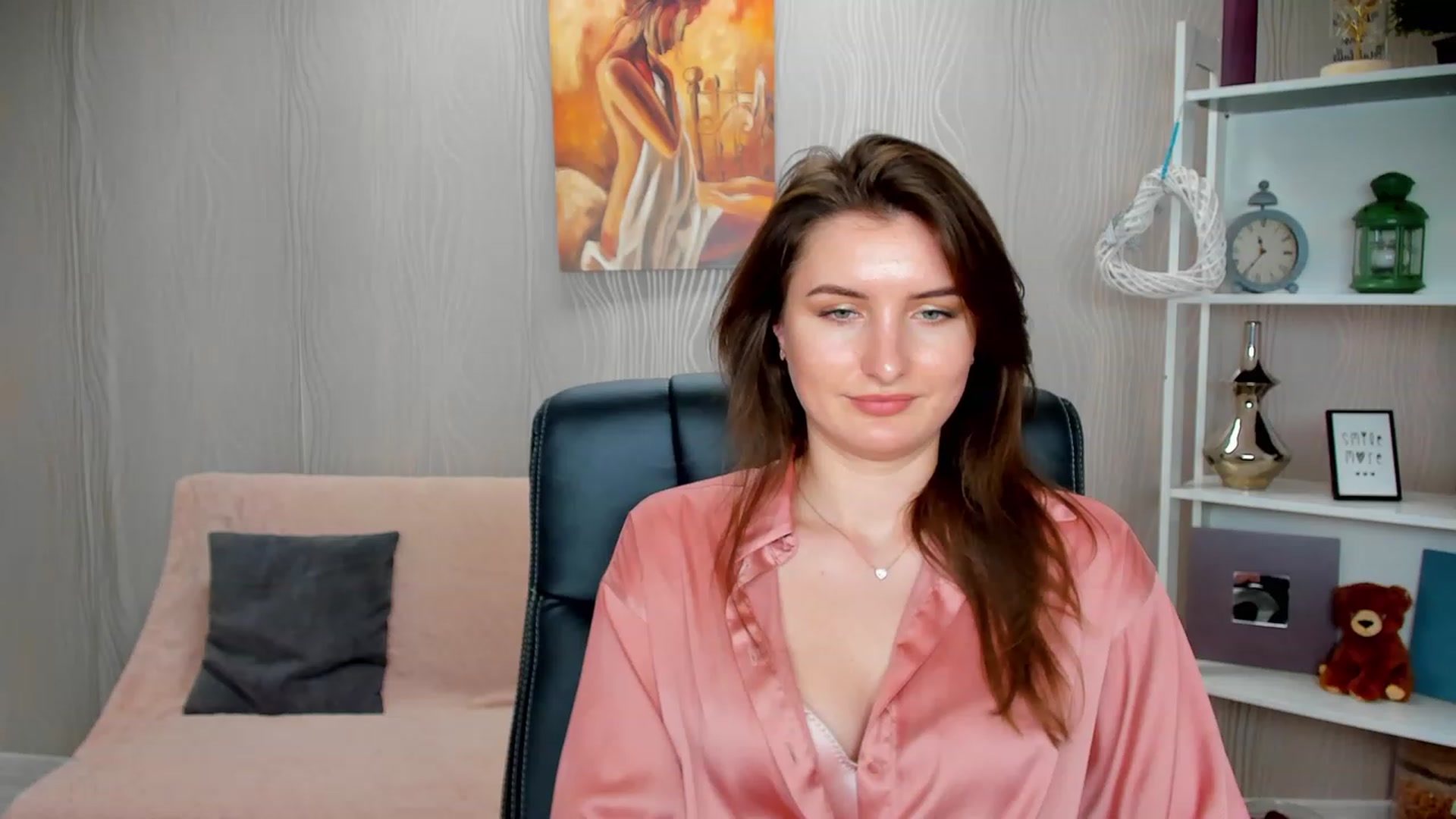 Gallery image thumbnail from EmilyRosier's myfreecams stream on, 02/06/2023, 15:55 image 11 of 20