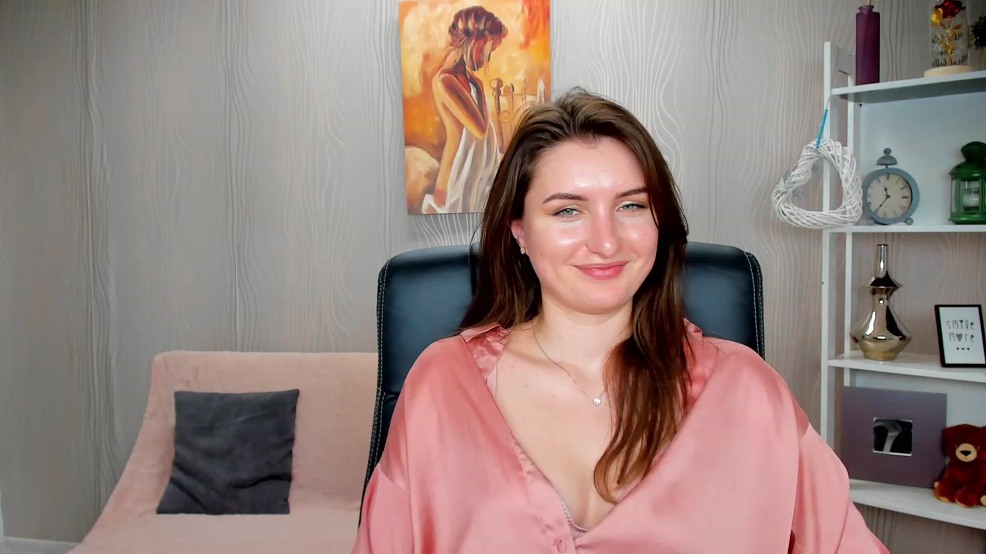 Gallery image thumbnail from EmilyRosier's myfreecams stream on, 02/06/2023, 19:47 image 20 of 20