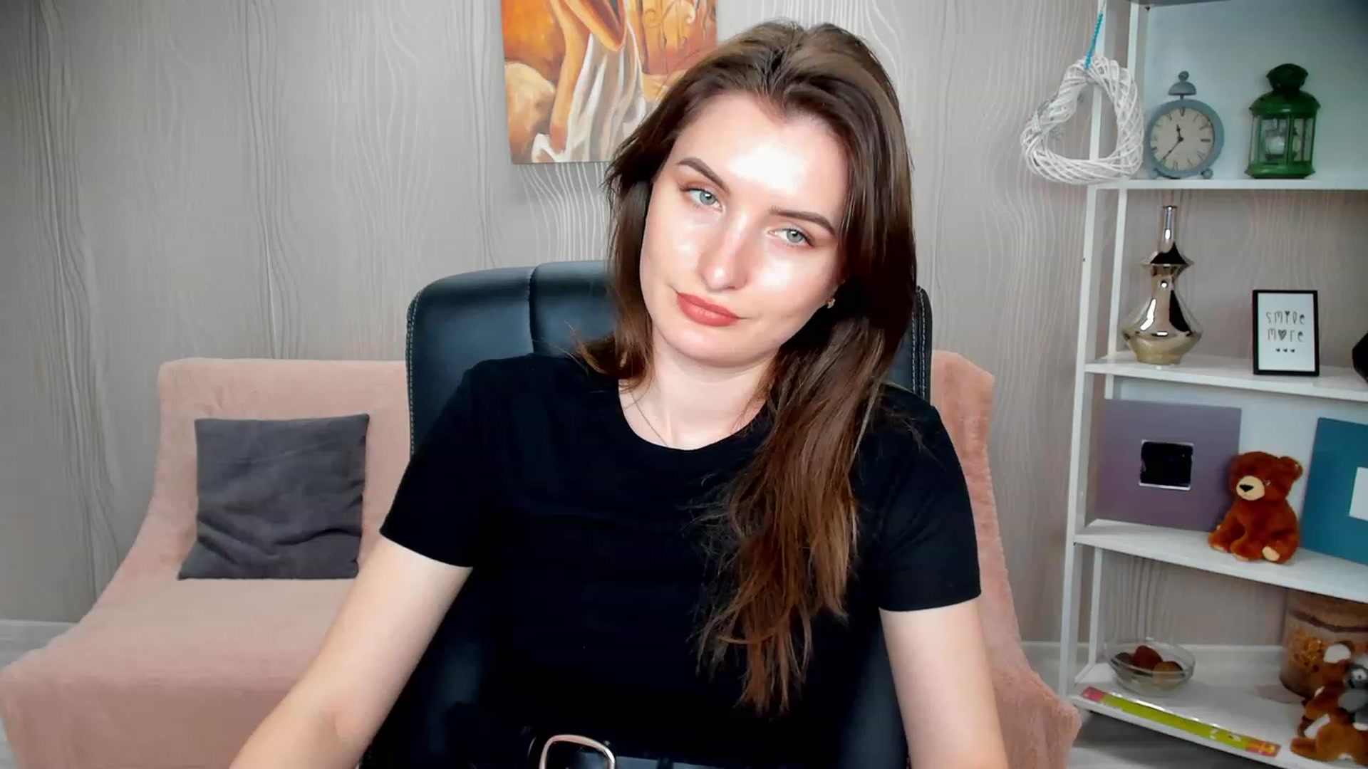 Gallery image thumbnail from EmilyRosier's myfreecams stream on, 02/09/2023, 15:33 image 19 of 20