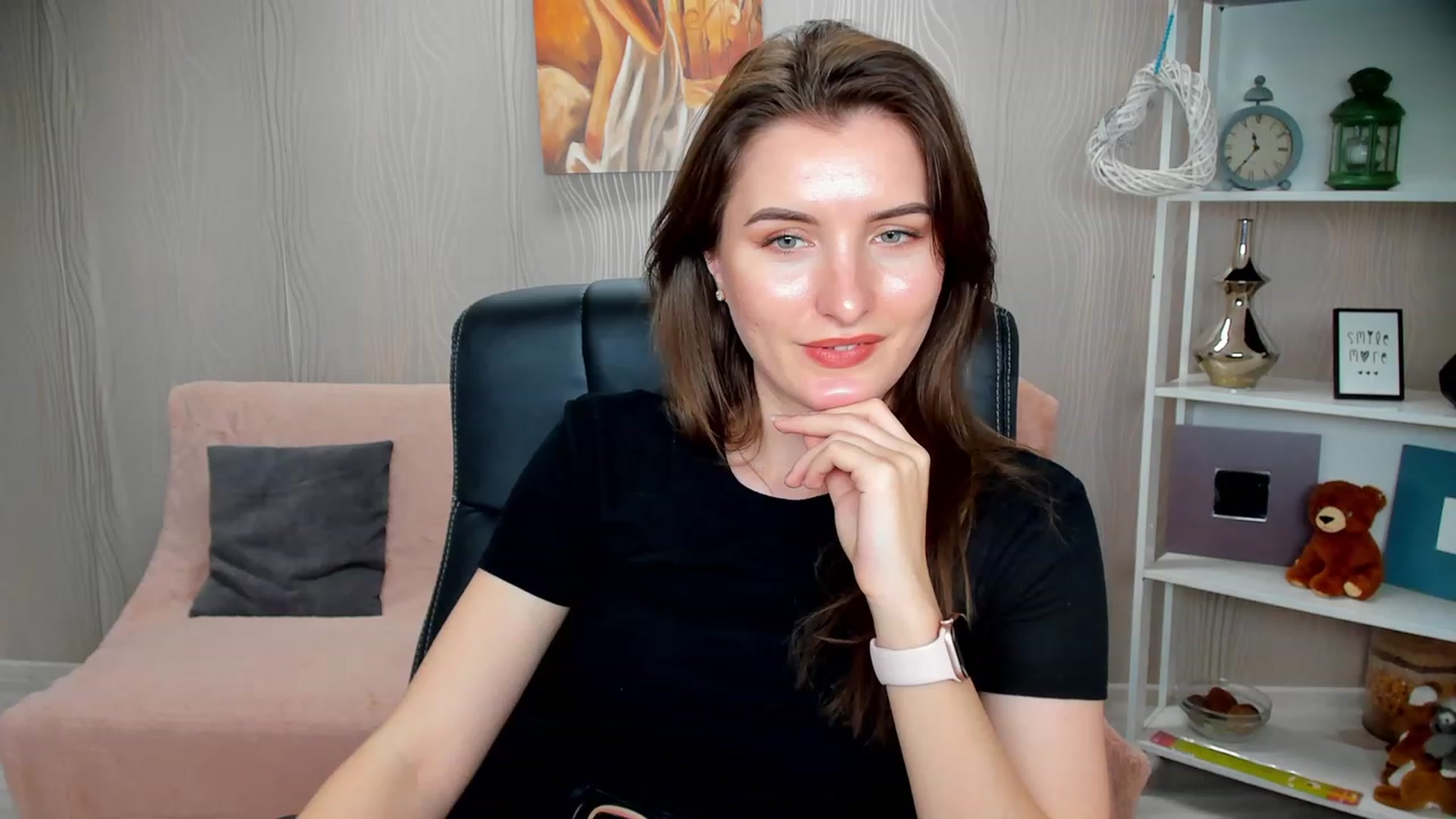 Gallery image thumbnail from EmilyRosier's myfreecams stream on, 02/09/2023, 15:33 image 17 of 20