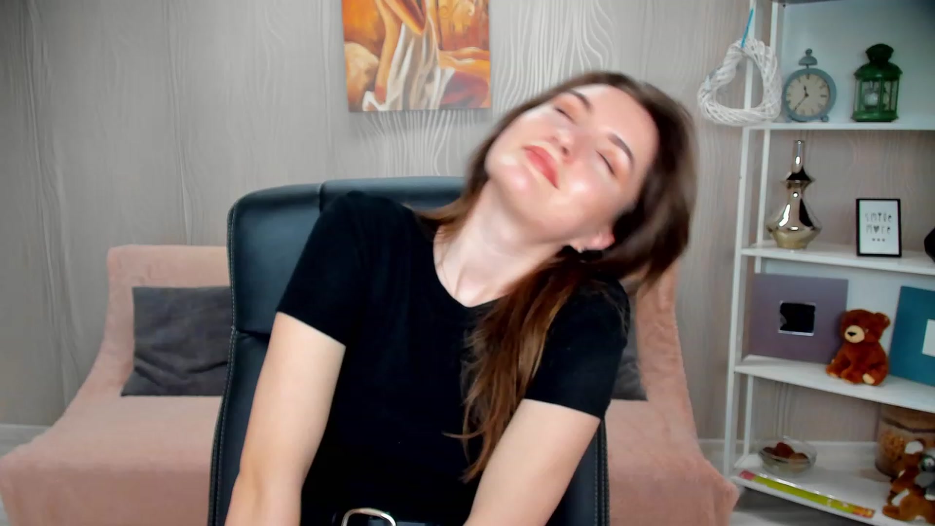 Gallery image thumbnail from EmilyRosier's myfreecams stream on, 02/09/2023, 15:33 image 13 of 20